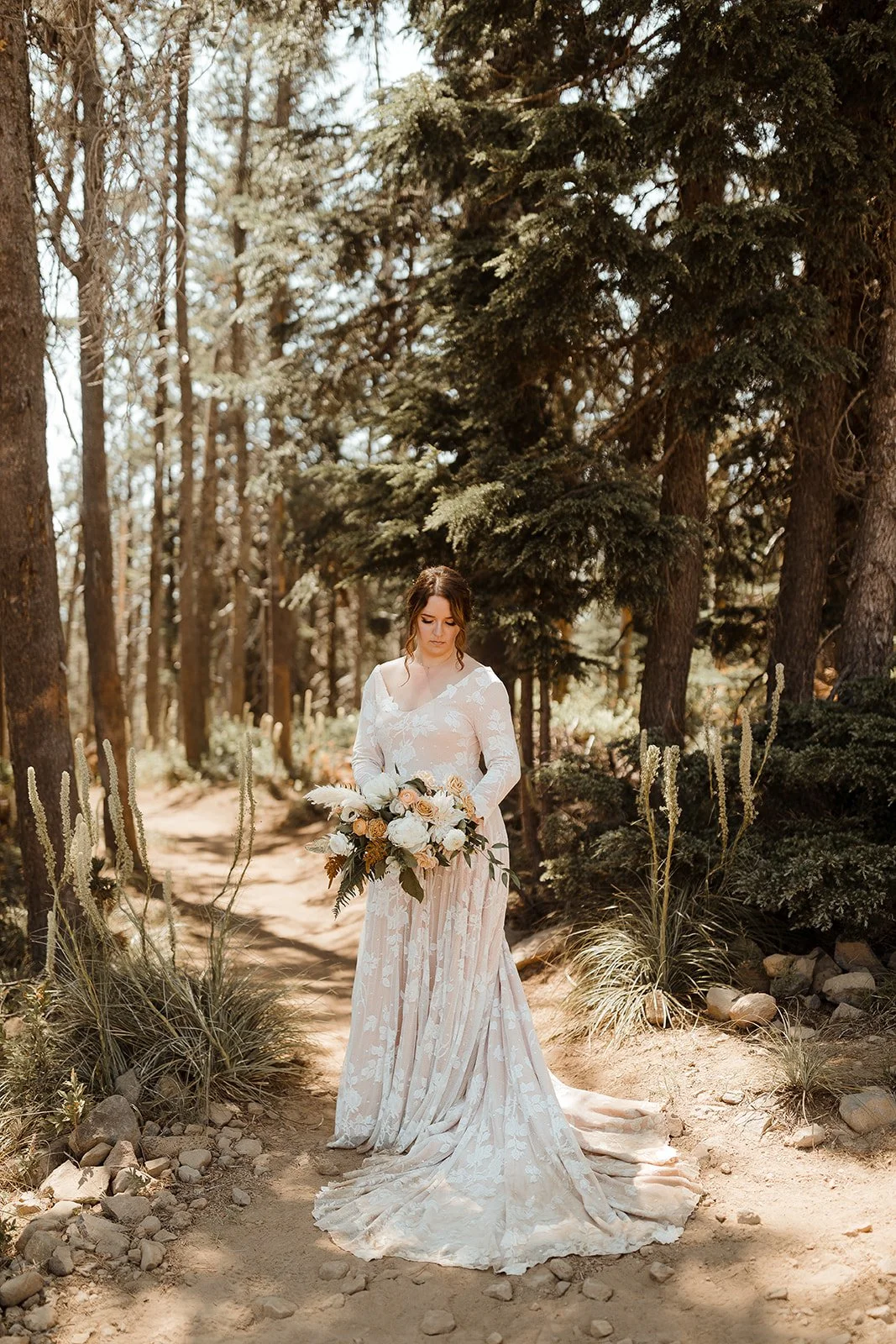 trellisflorals.com | Trellis Flowers Bingen WA Wedding Florist | Columbia Gorge Wedding Planning Floral Design | Naba Zabih Photography .jpg