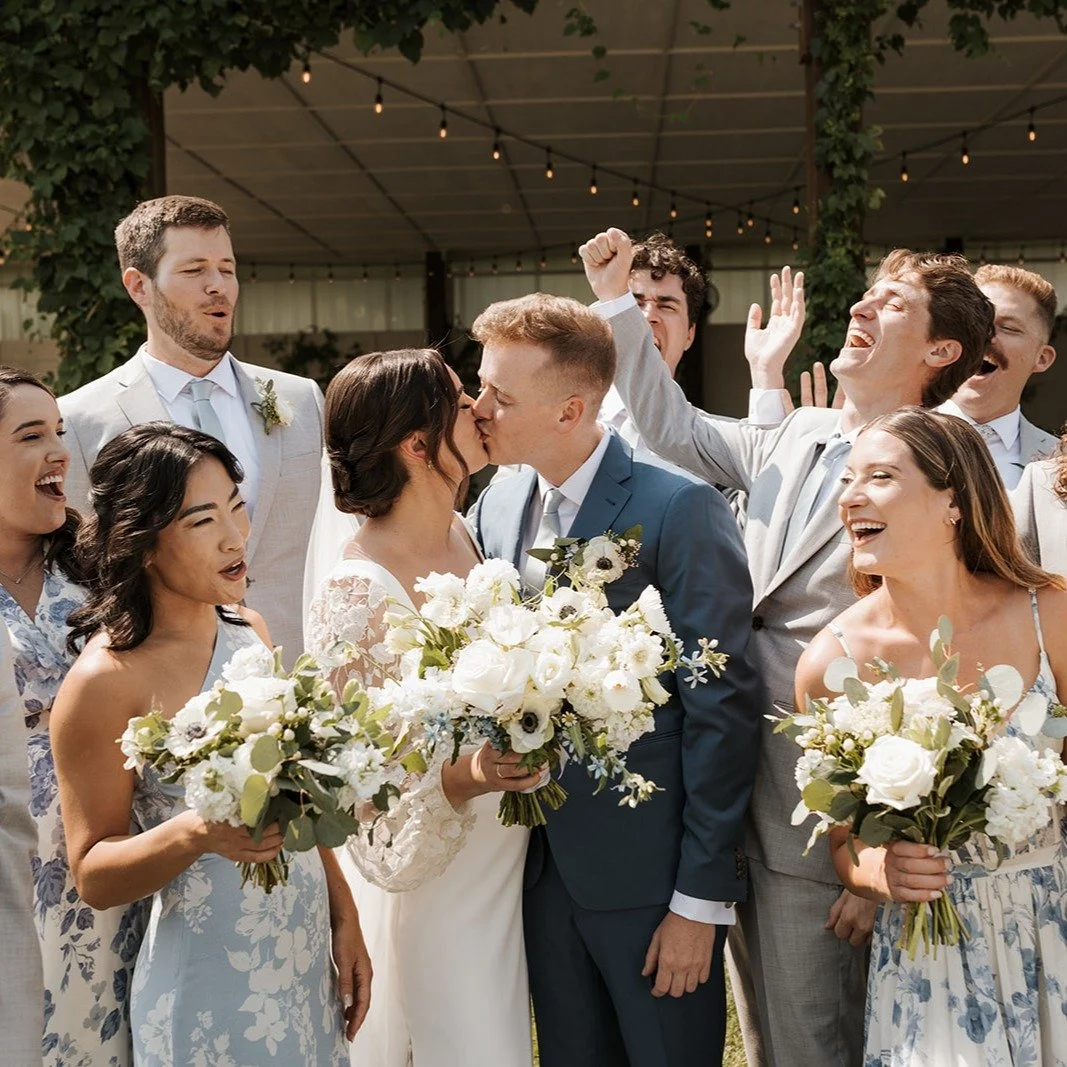 💙 While today&rsquo;s weather has us all reaching for umbrellas to dodge the raindrops, we can&rsquo;t help but think back to this dreamy blue-and-white celebration &mdash; when umbrellas were our heroes for an entirely different reason: shielding o