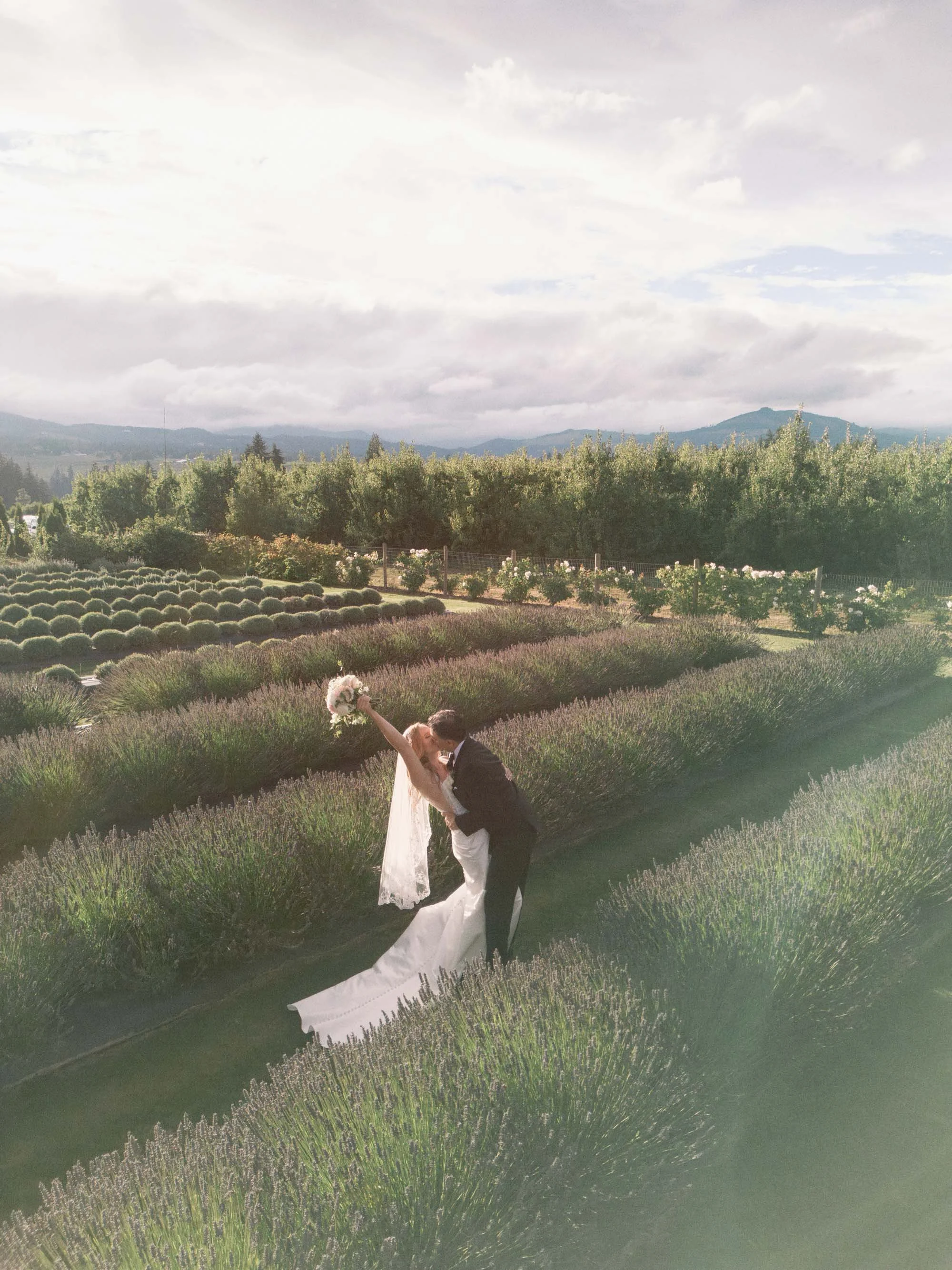The Orchard in Hood River Weddings - The Tenneys Photography - Trellis Flowers 7.jpg