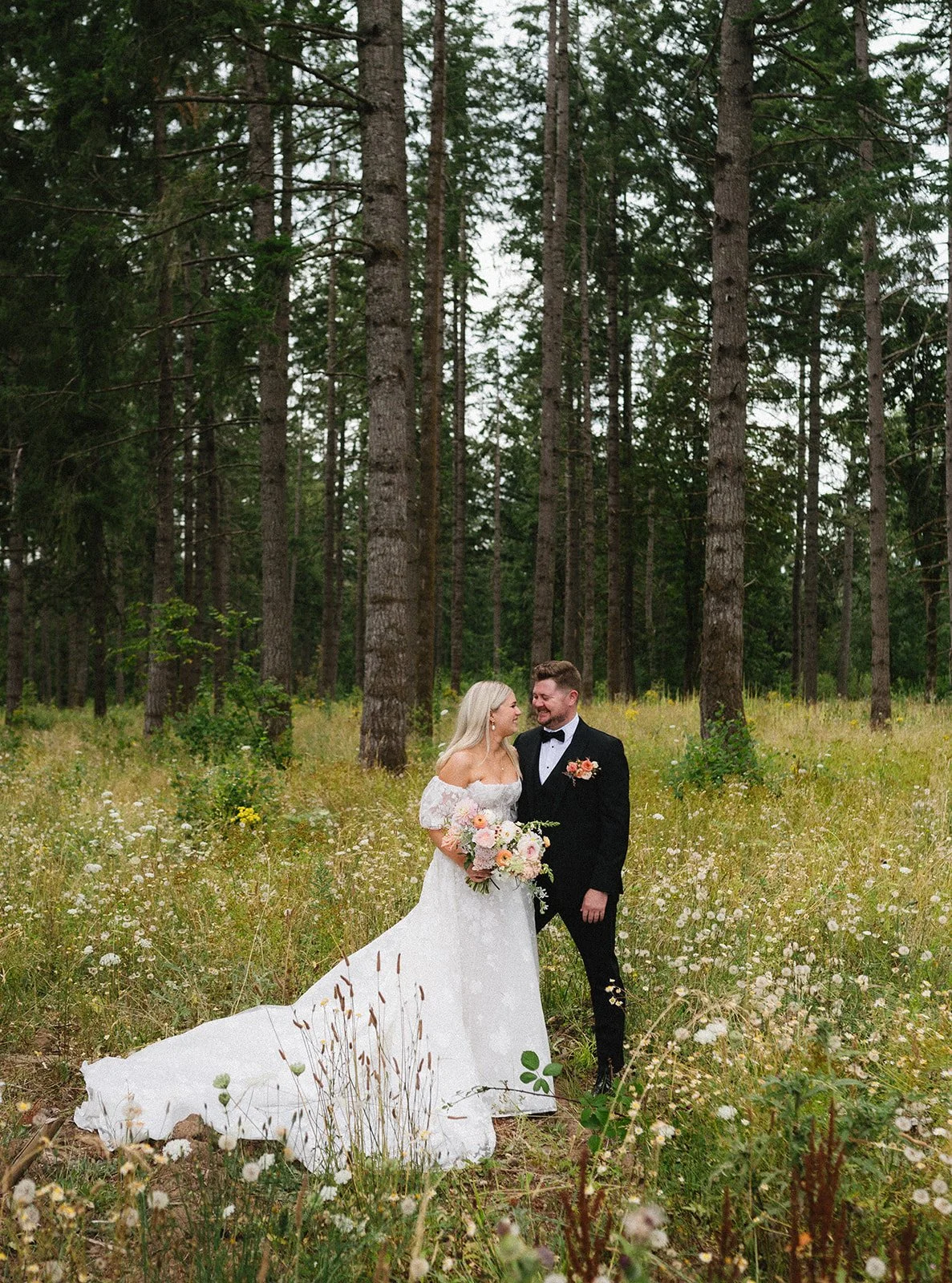 trellisflorals.com | Trellis Flowers Columbia River Gorge  Weddings 1 (1).jpg