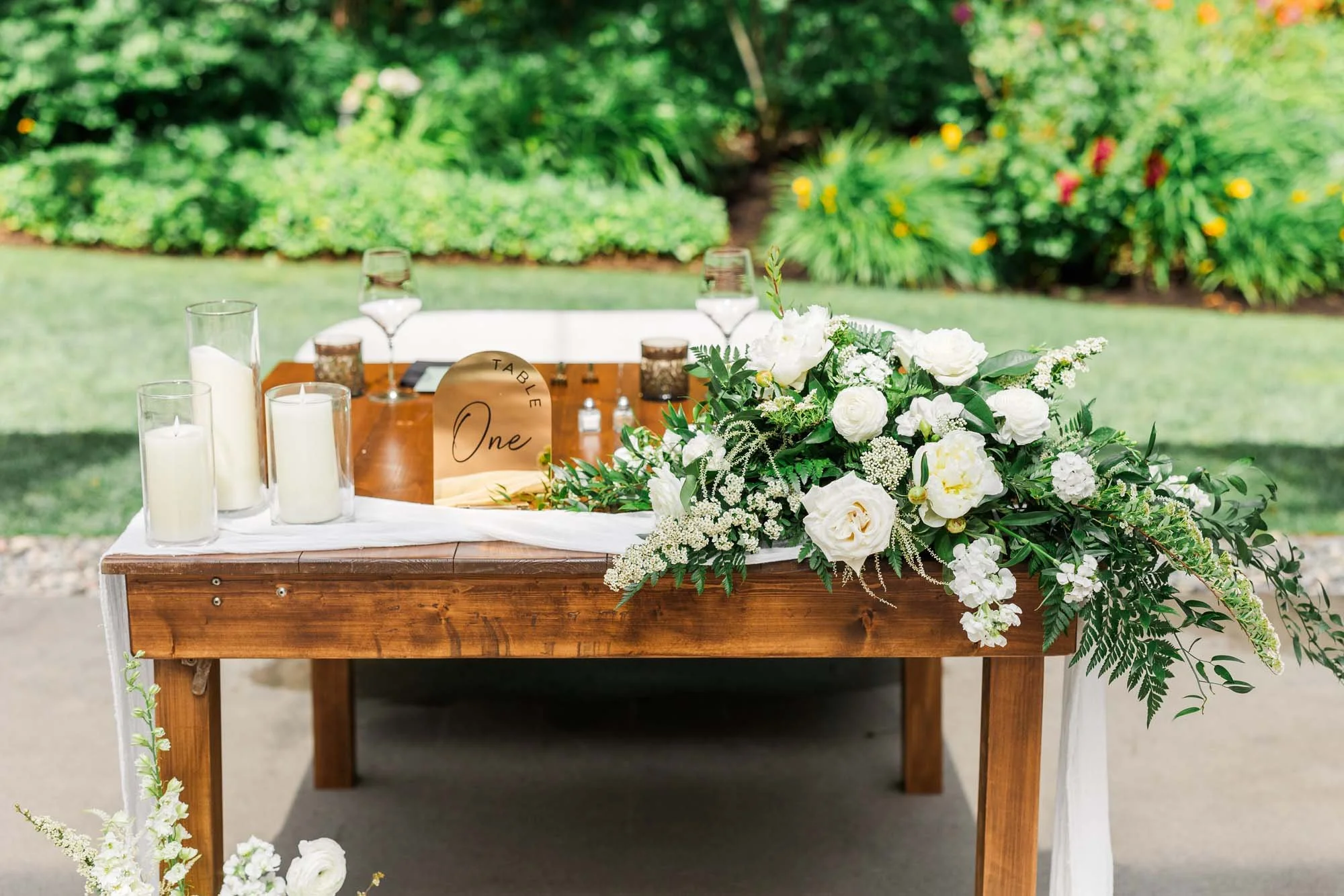 trellisflorals.com | Trellis Flowers Columbia River Gorge  Weddings  6.jpg