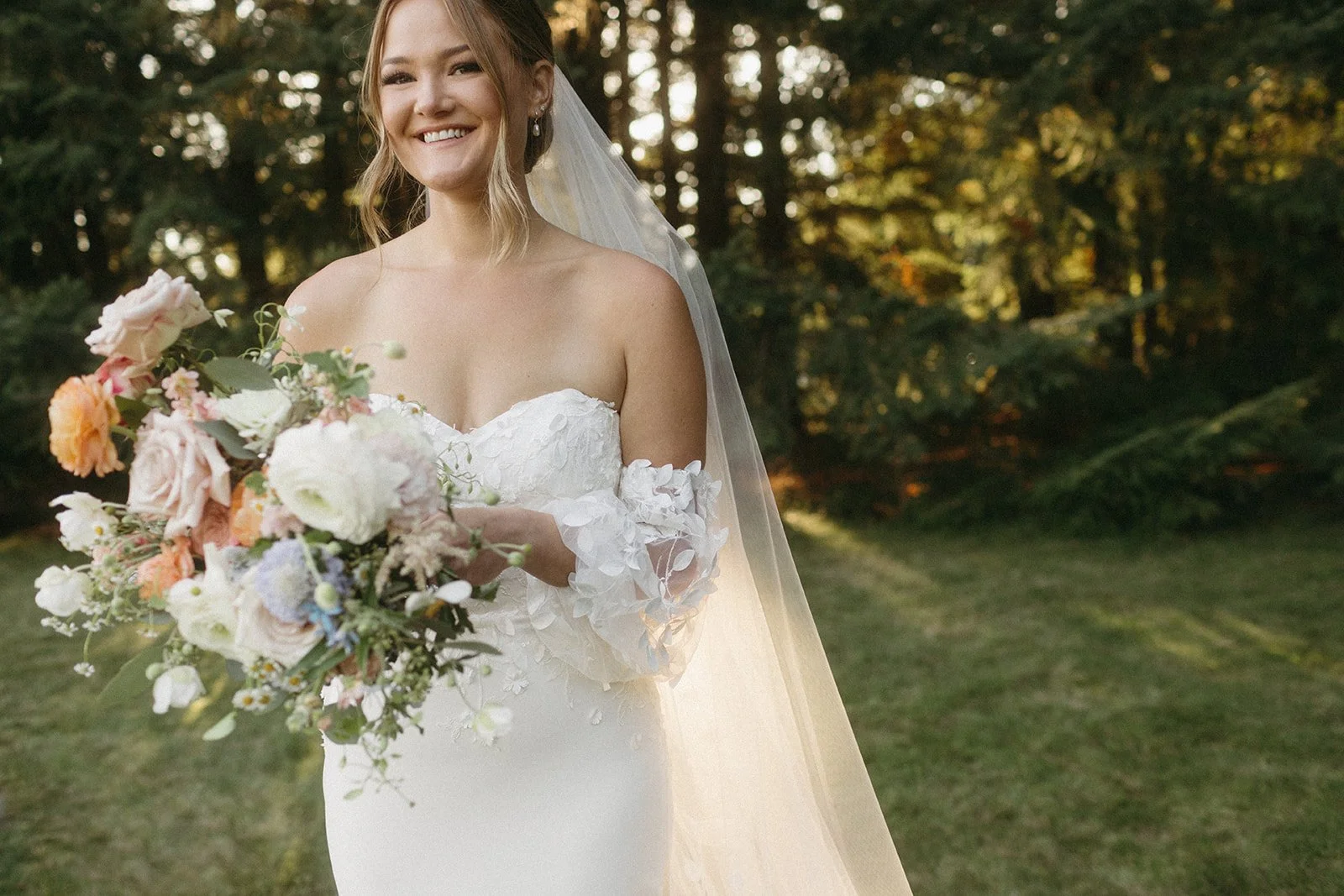 trellisflorals.com | Trellis Flowers Columbia River Gorge  Weddings Hotel Weddings Gorge Crest Ceremonies 3.jpg