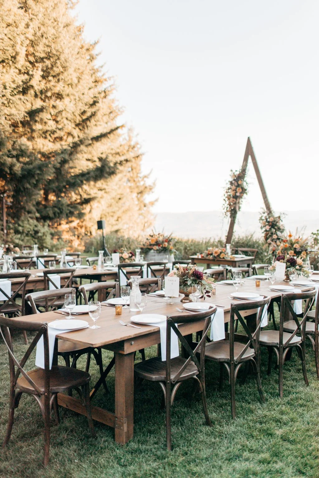trellisflorals.com | Trellis Flowers Bingen WA Wedding Florist | Columbia Gorge Wedding Planning Floral Design | Boho Themed Mountain Weddings (27).jpg