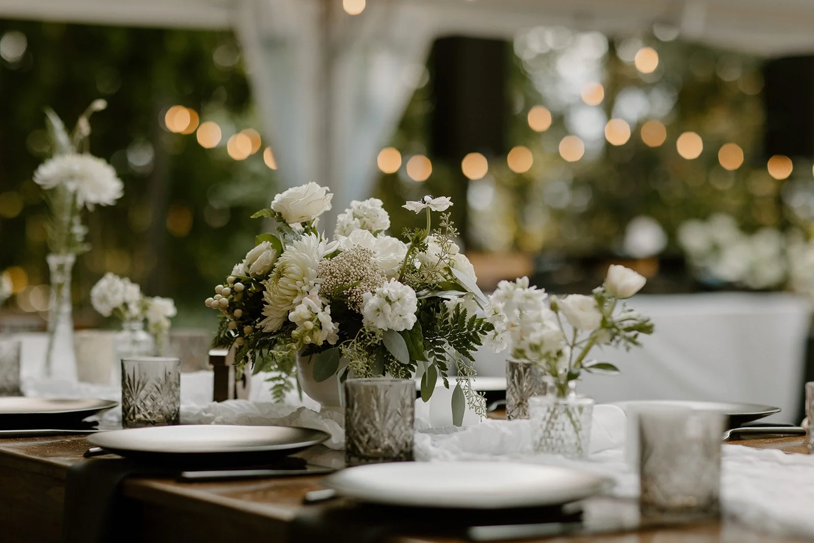 trellisflorals.com | Trellis Flowers Columbia River Gorge  Weddings Hotel Weddings 6.jpg