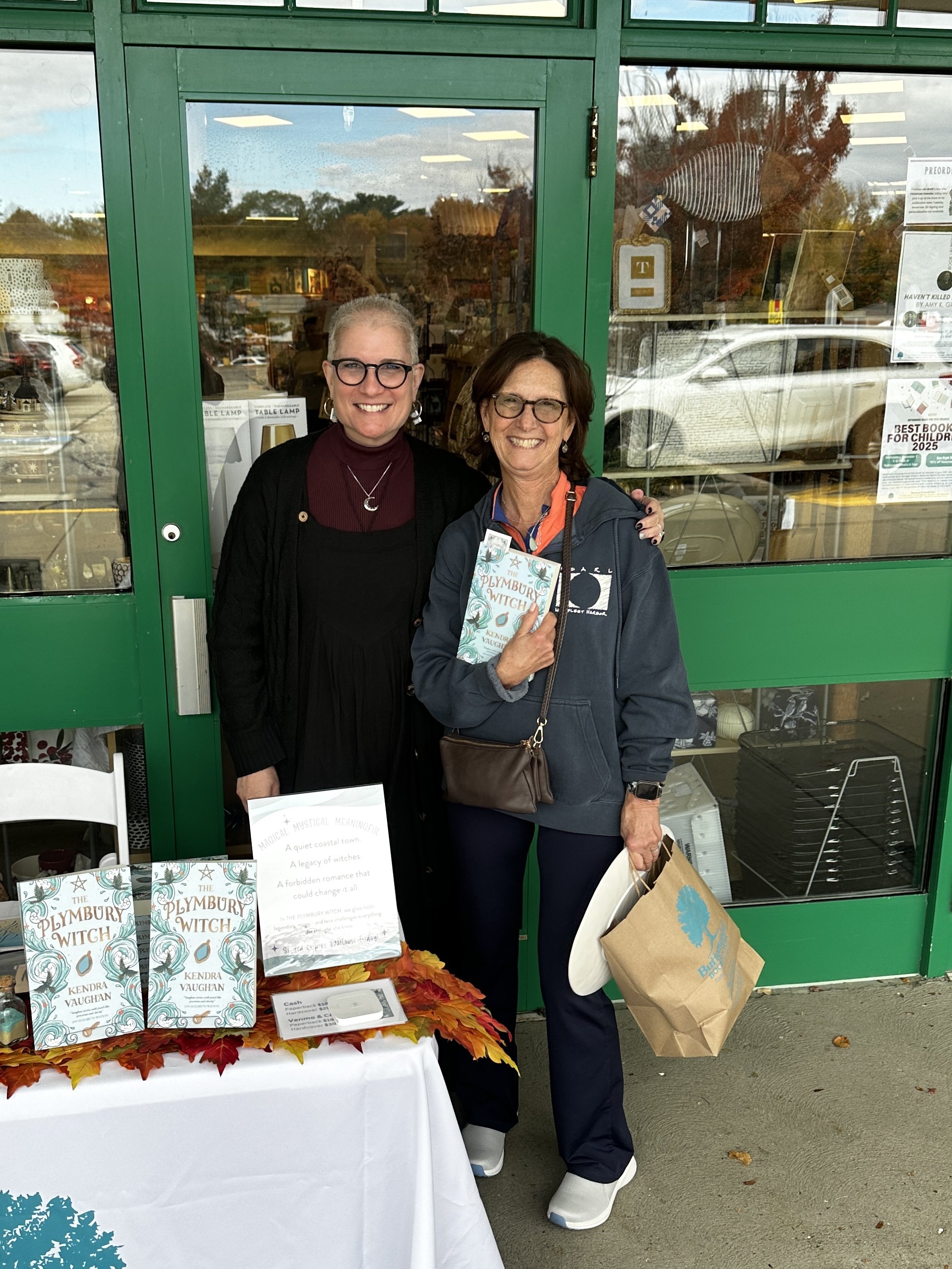 Kendra_vaughan_author_buttonwood_cohasset_2025_08.jpg