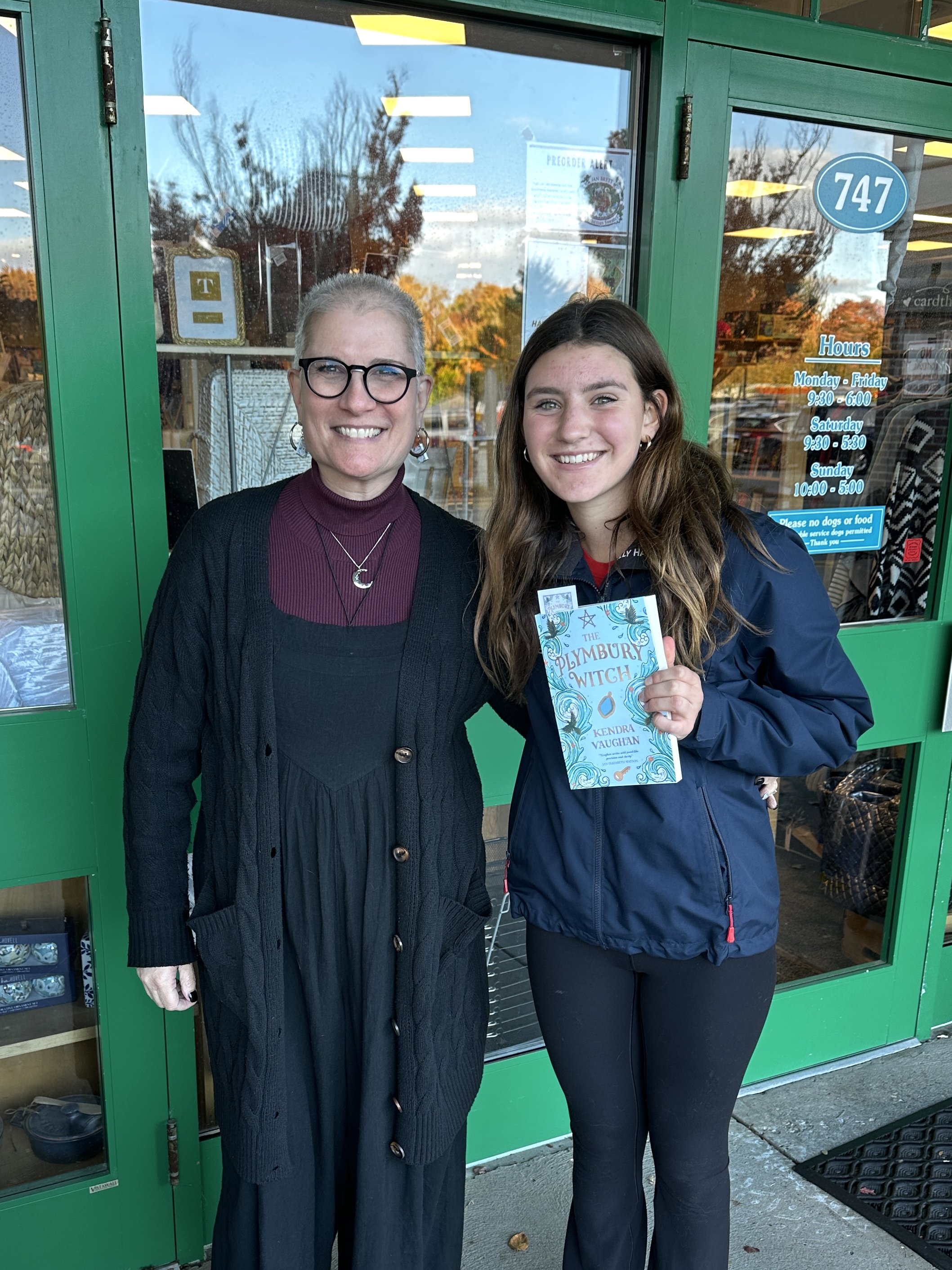 Kendra_vaughan_author_buttonwood_cohasset_2025_04.jpg