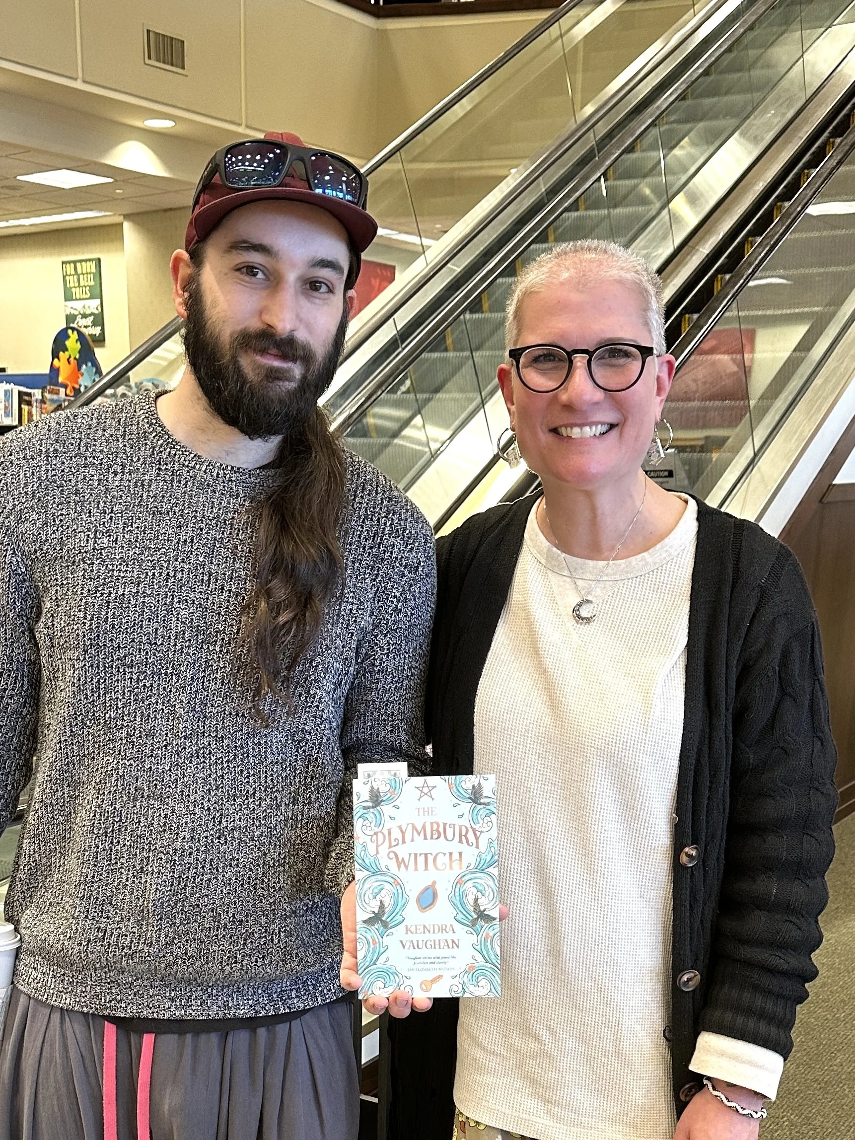 Author_kendra_vaughan_barnes_and_noble_cape_cod_17.jpg