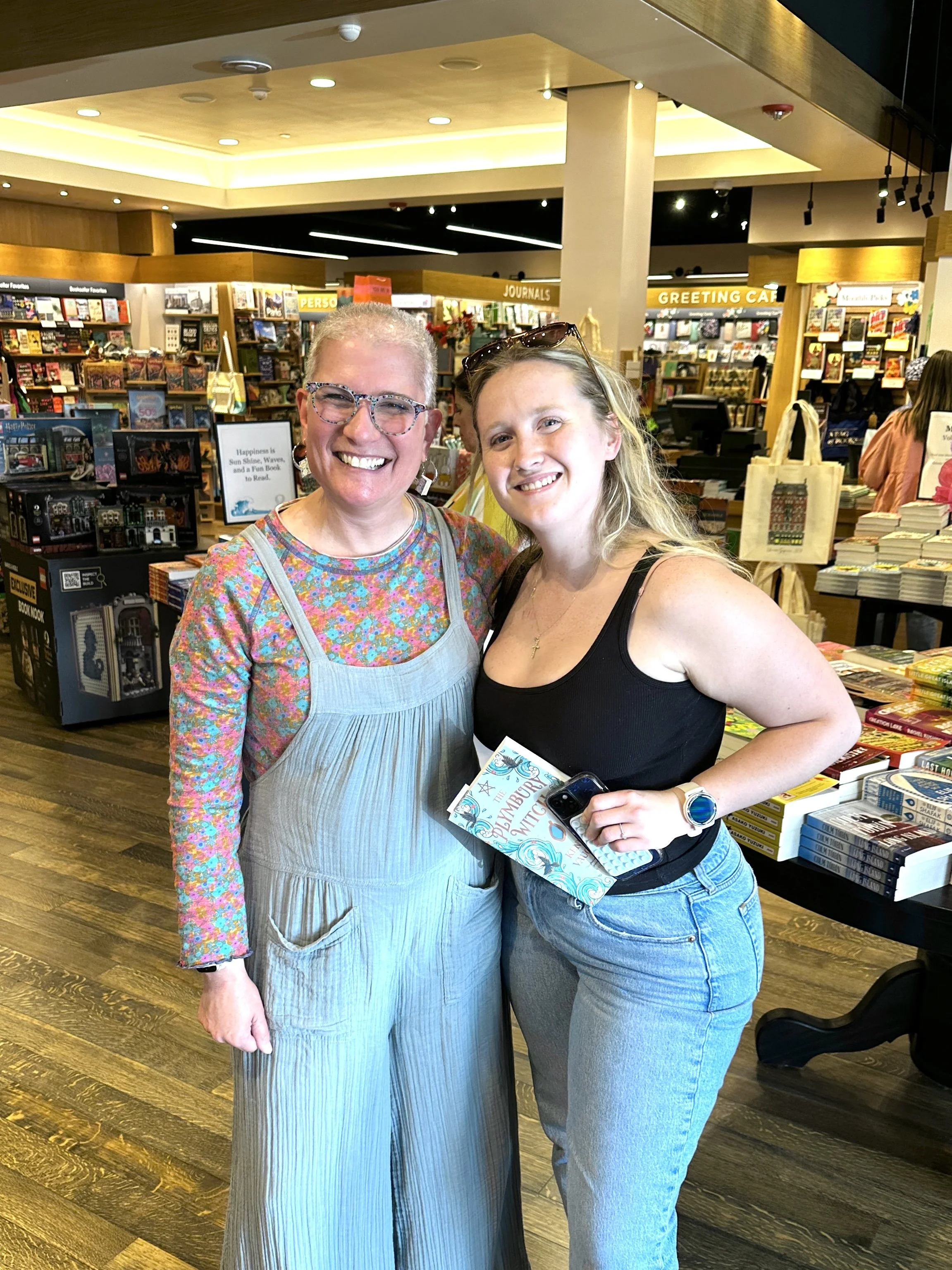 Kendra_vaughan_author_barnes_and_noble_dedham_Aug26_11.jpg