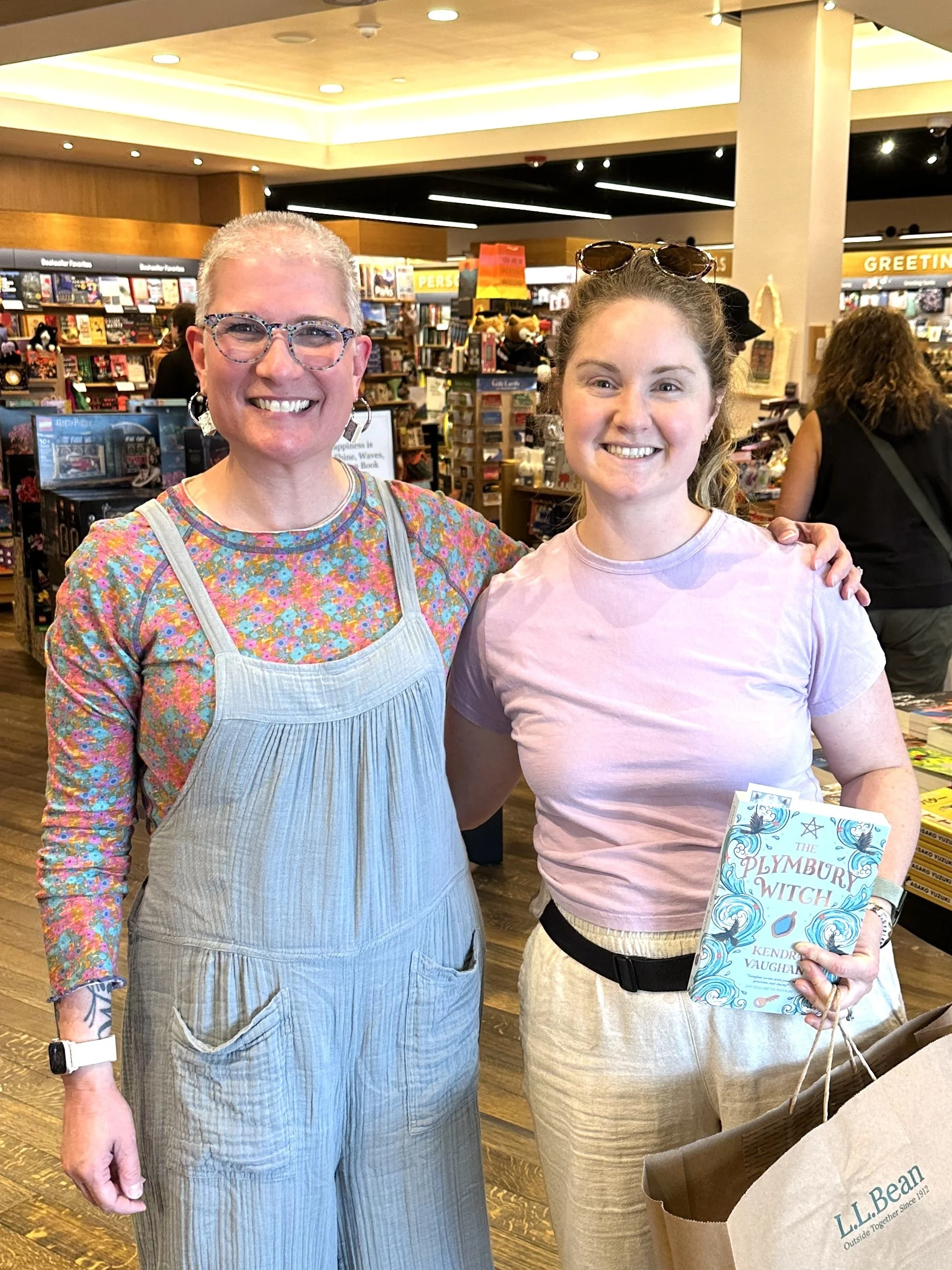 Kendra_vaughan_author_barnes_and_noble_dedham_Aug26_03.jpg
