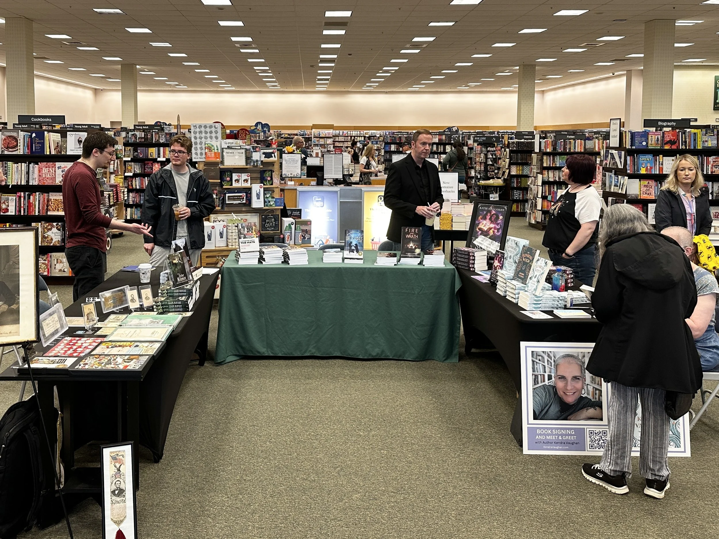 Kendra_vaughan_author_barnes_and_noble_hingham_Ju26_03.jpg