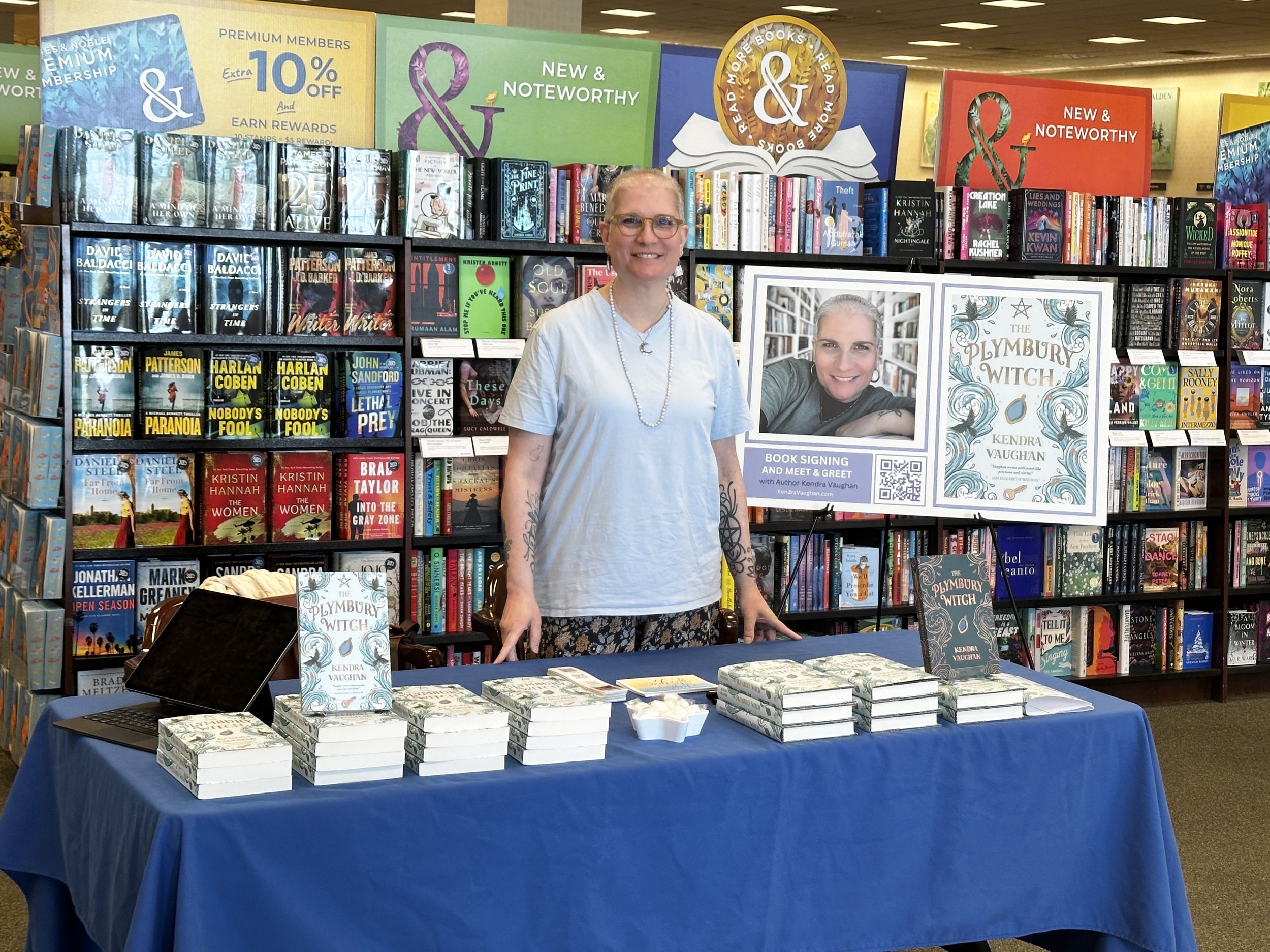 Kendra_vaughan_author_barnes_and_noble_smithfield_May26_HeroShot.jpg