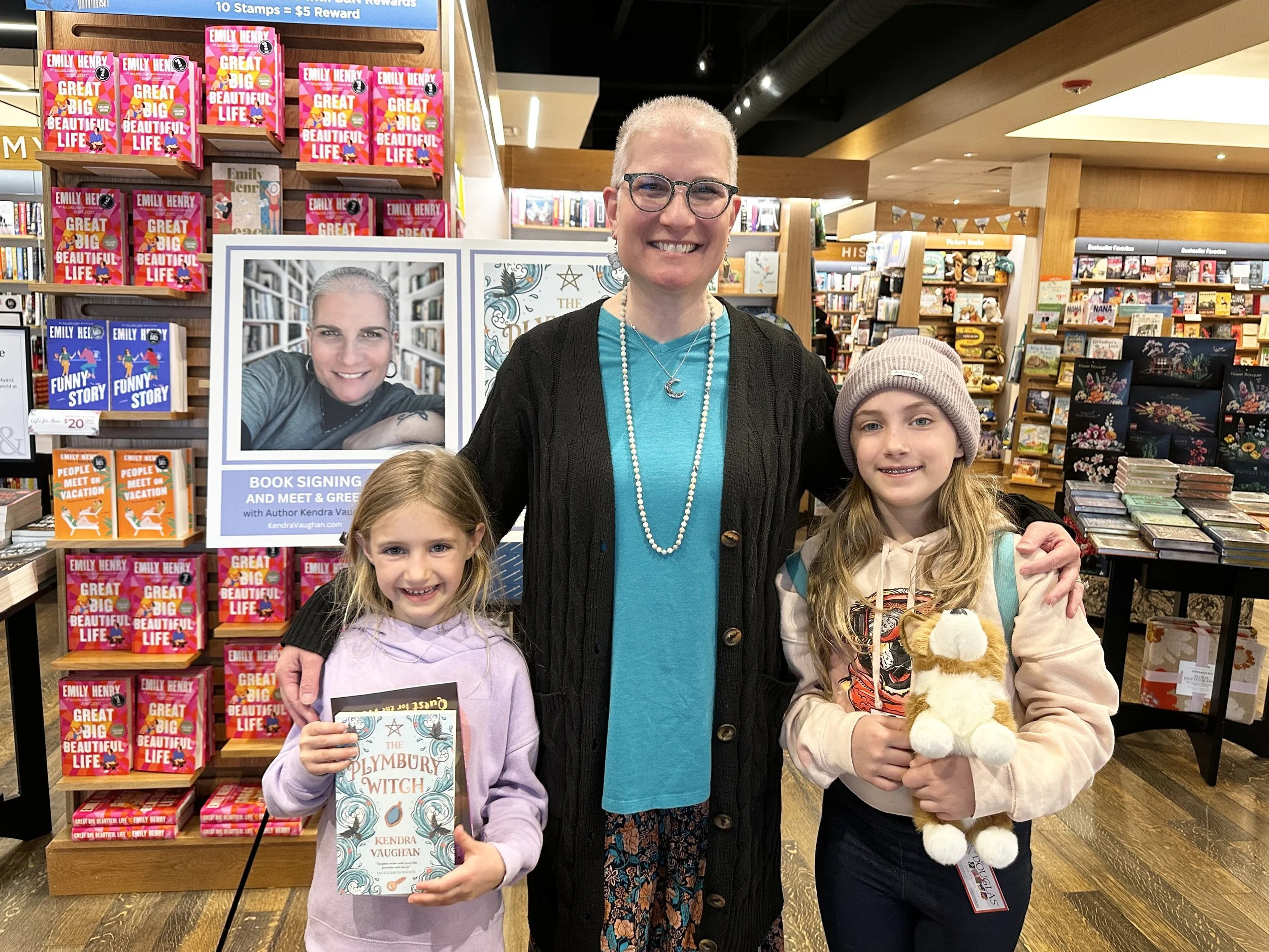 Kendra_vaughan_author_barnes_and_noble_dedham_Apr25_10.jpg