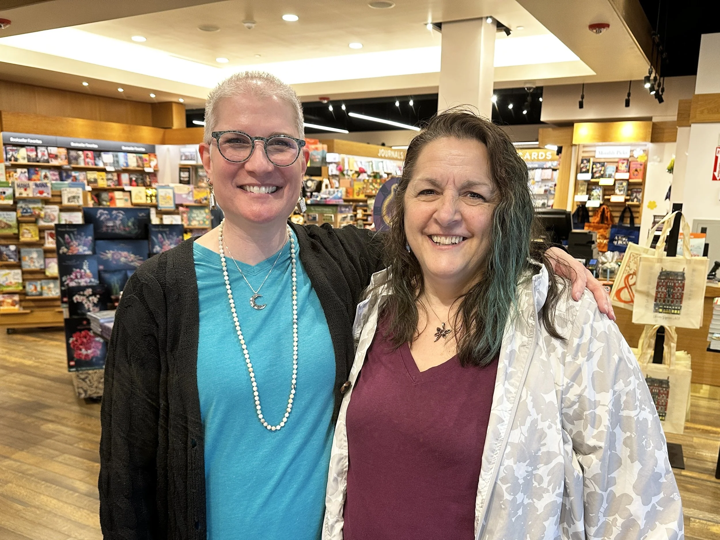 Kendra_vaughan_author_barnes_and_noble_dedham_Apr25_16.jpg