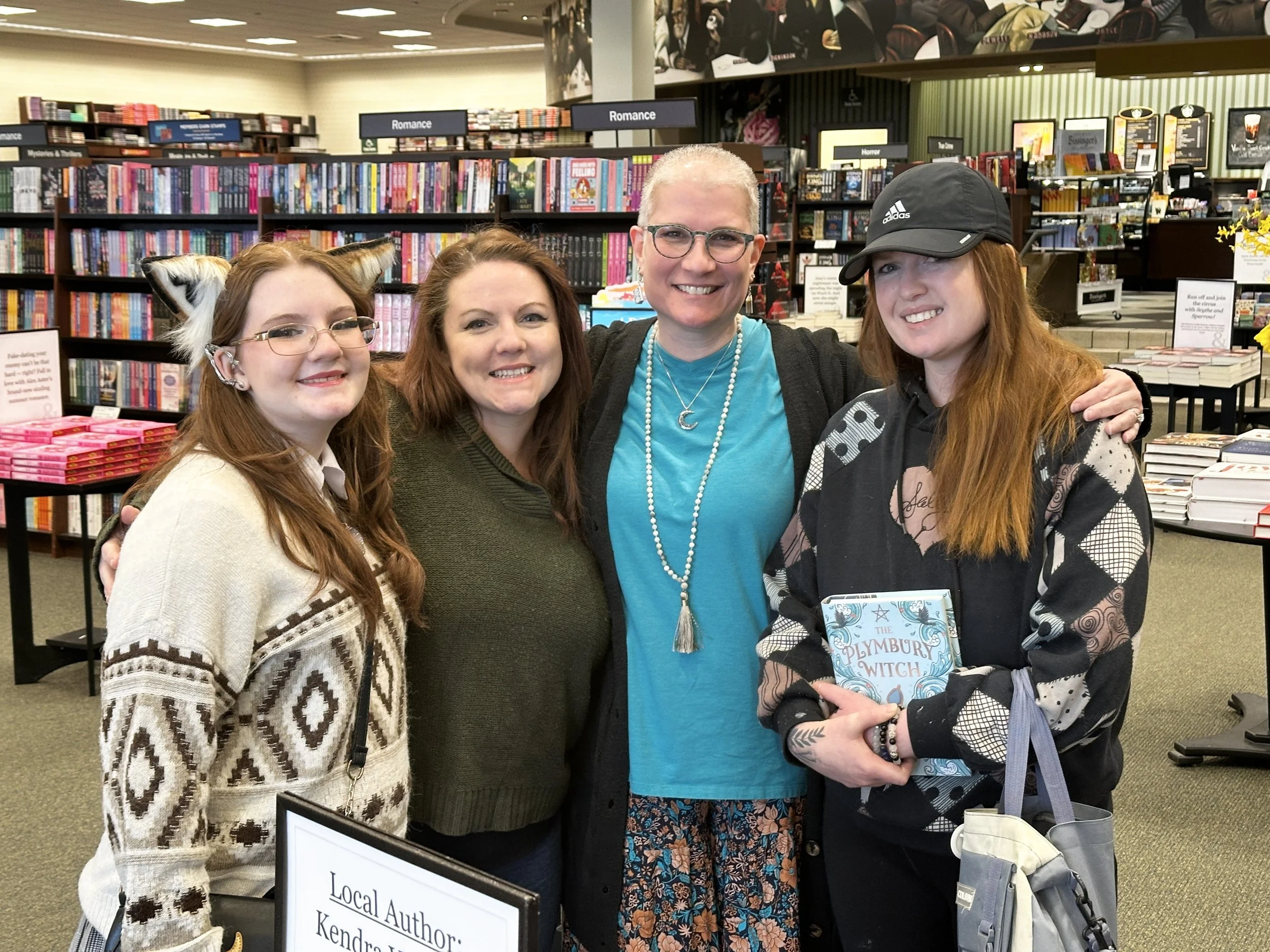 Kendra_vaughan_author_barnes_and_noble_manchester_nh_HeroShot.jpg