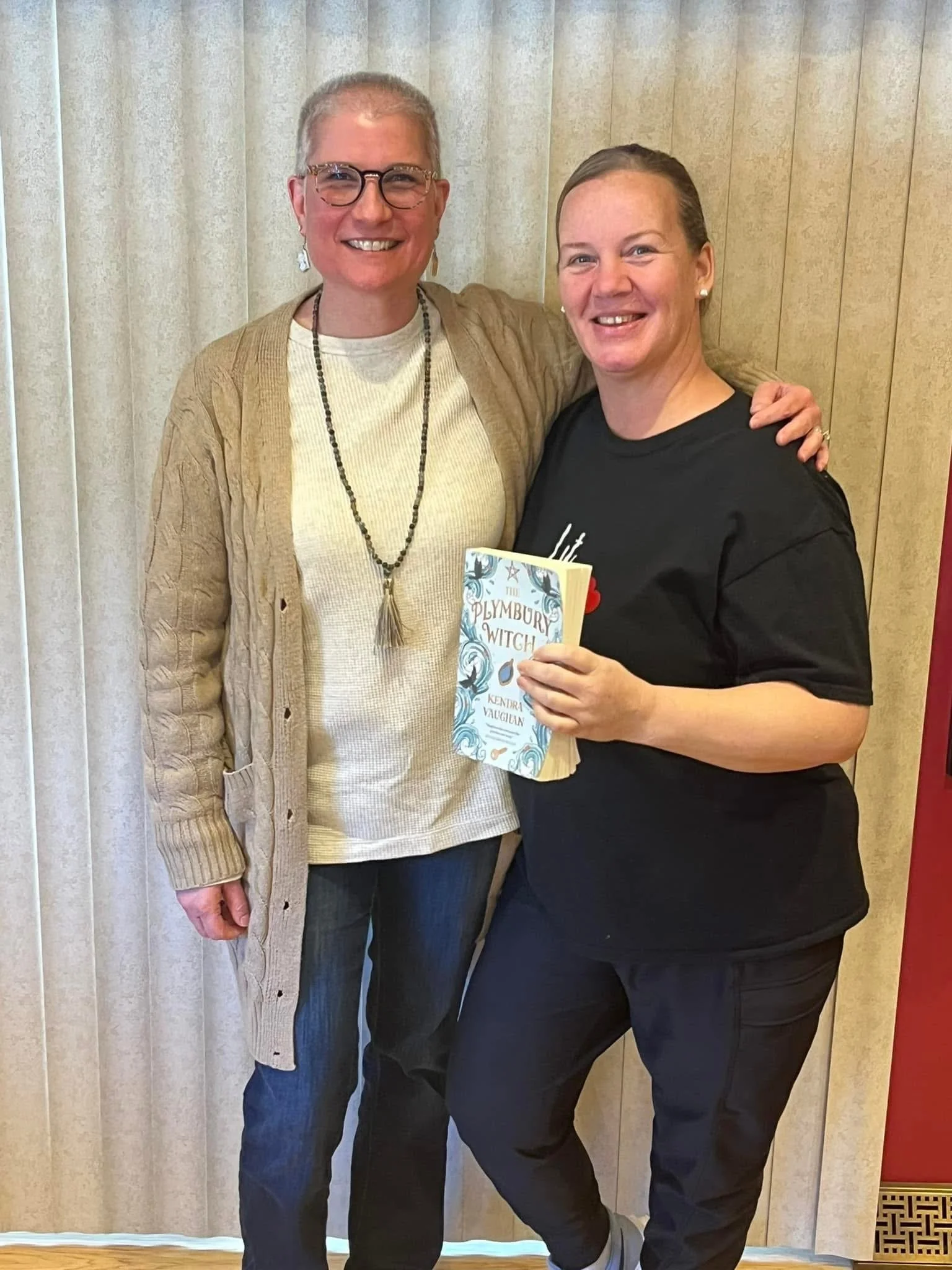 Author_kendra_vaughan_lit_ladies_bookclub_04.JPG