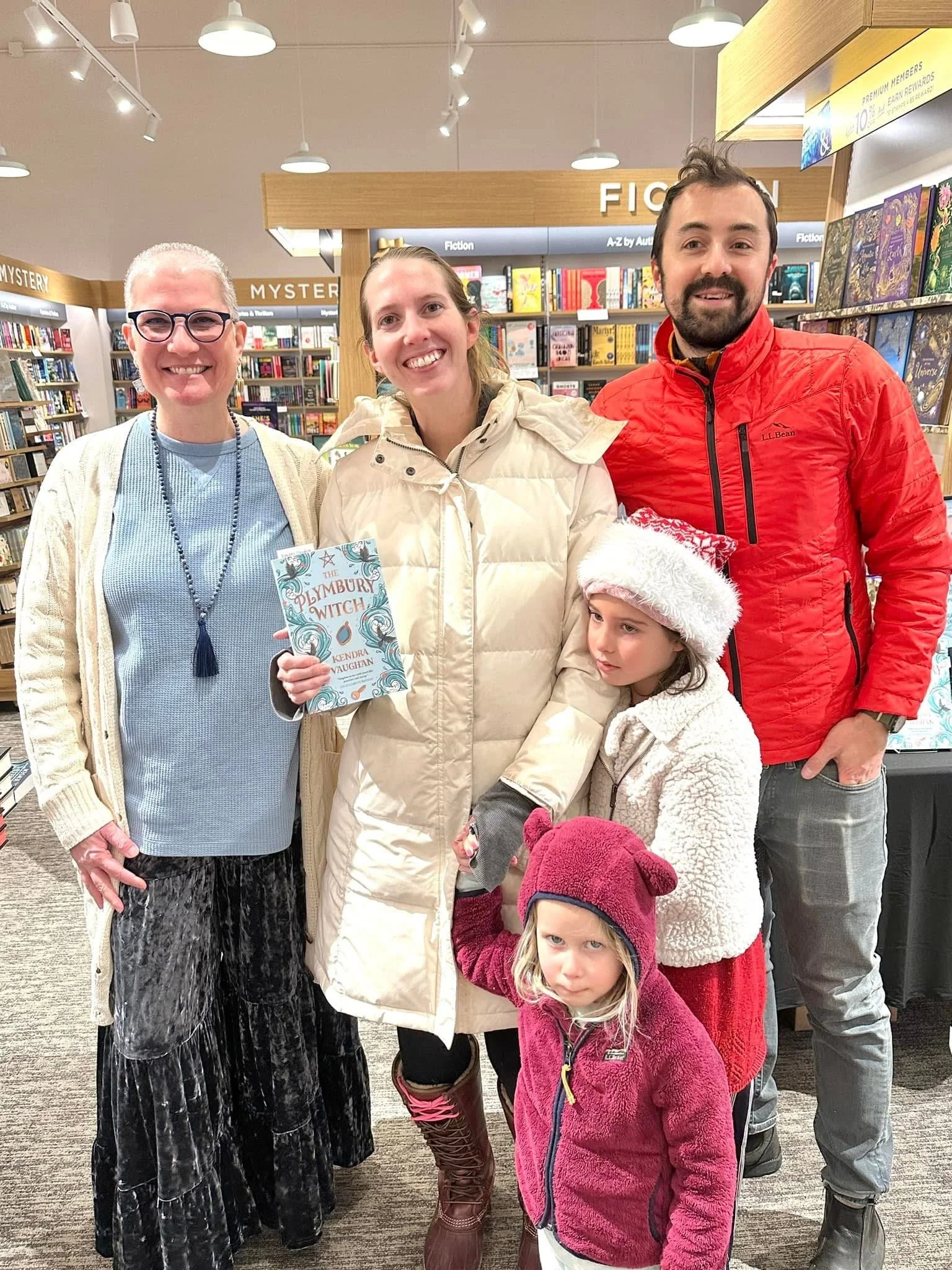 Kendra_vaughan_author_barnes_and_noble_wareham_05.JPG