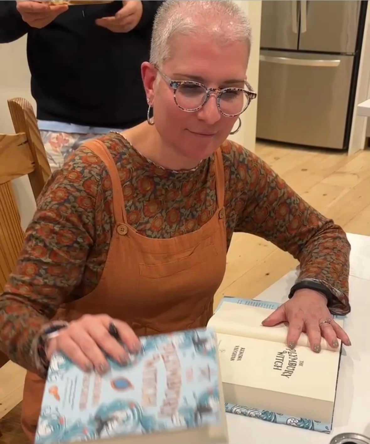 Kendra_vaughan_author_PW_Release_party_01.jpg