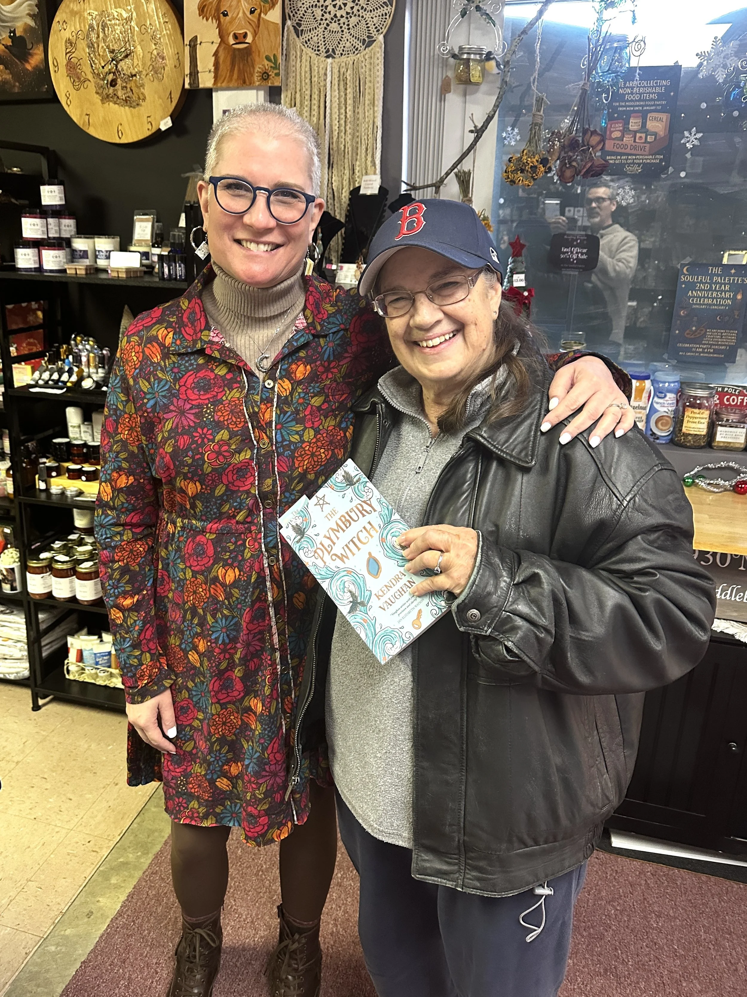Kendra_vaughan_author_soulful_palette_signing_03.jpg