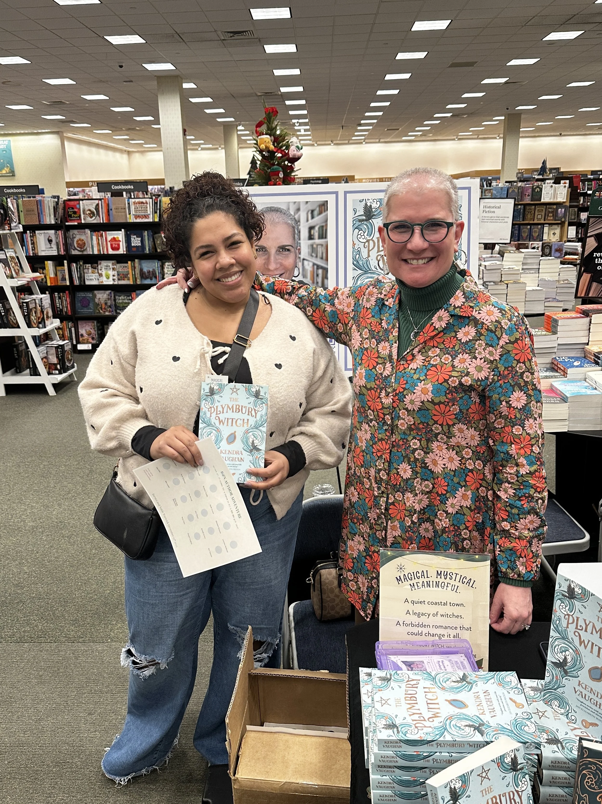 Kendra_vaughan_author_barnes_and_noble_warwick_ri_03.jpg