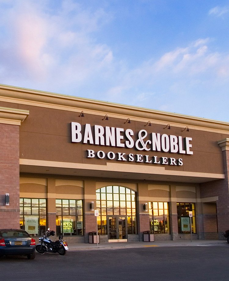 Barnes &amp; Noble Hingham MA