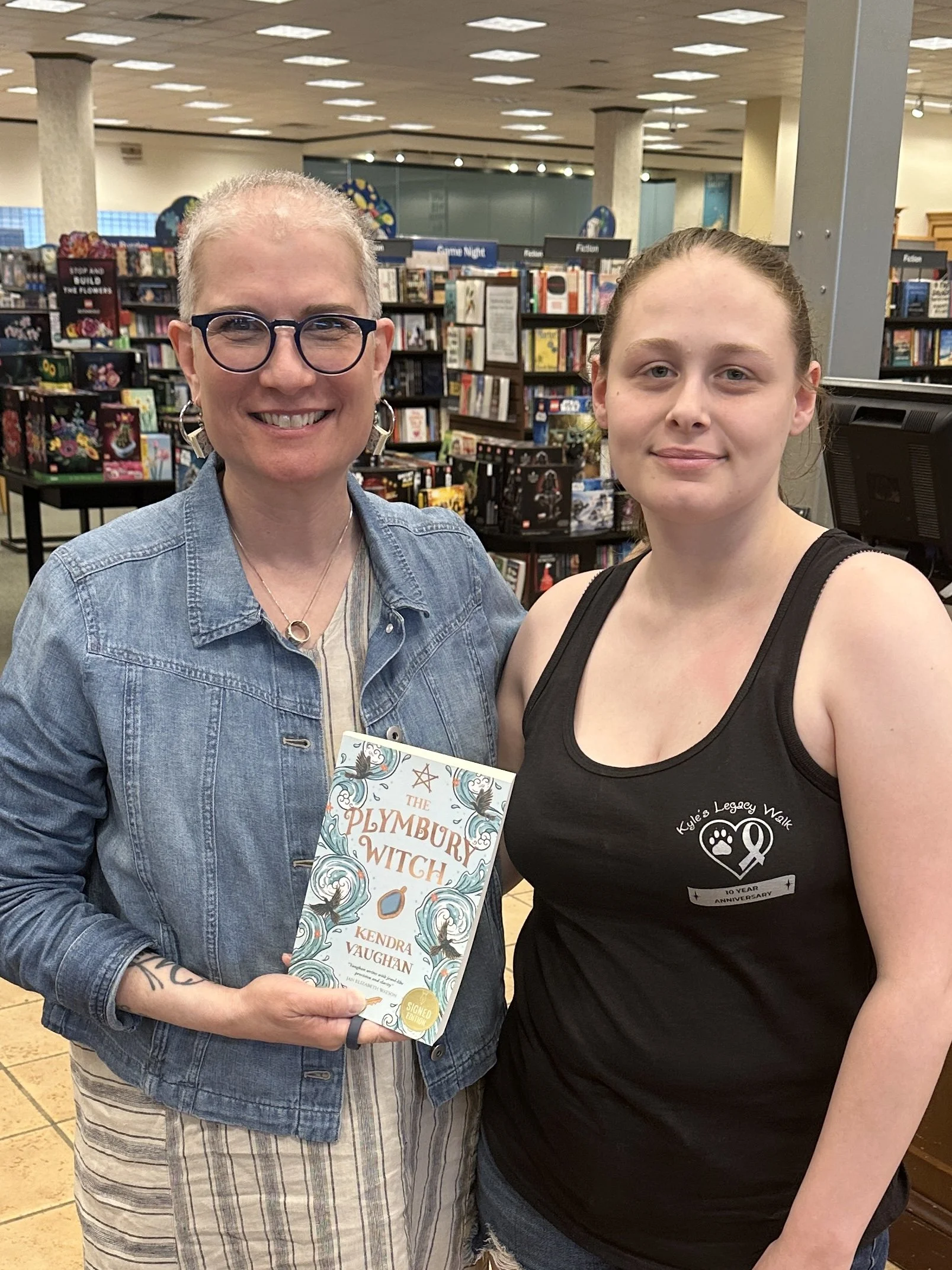 Kendra_vaughan_author_barnes_and_noble_walpole_may2026_03.jpg