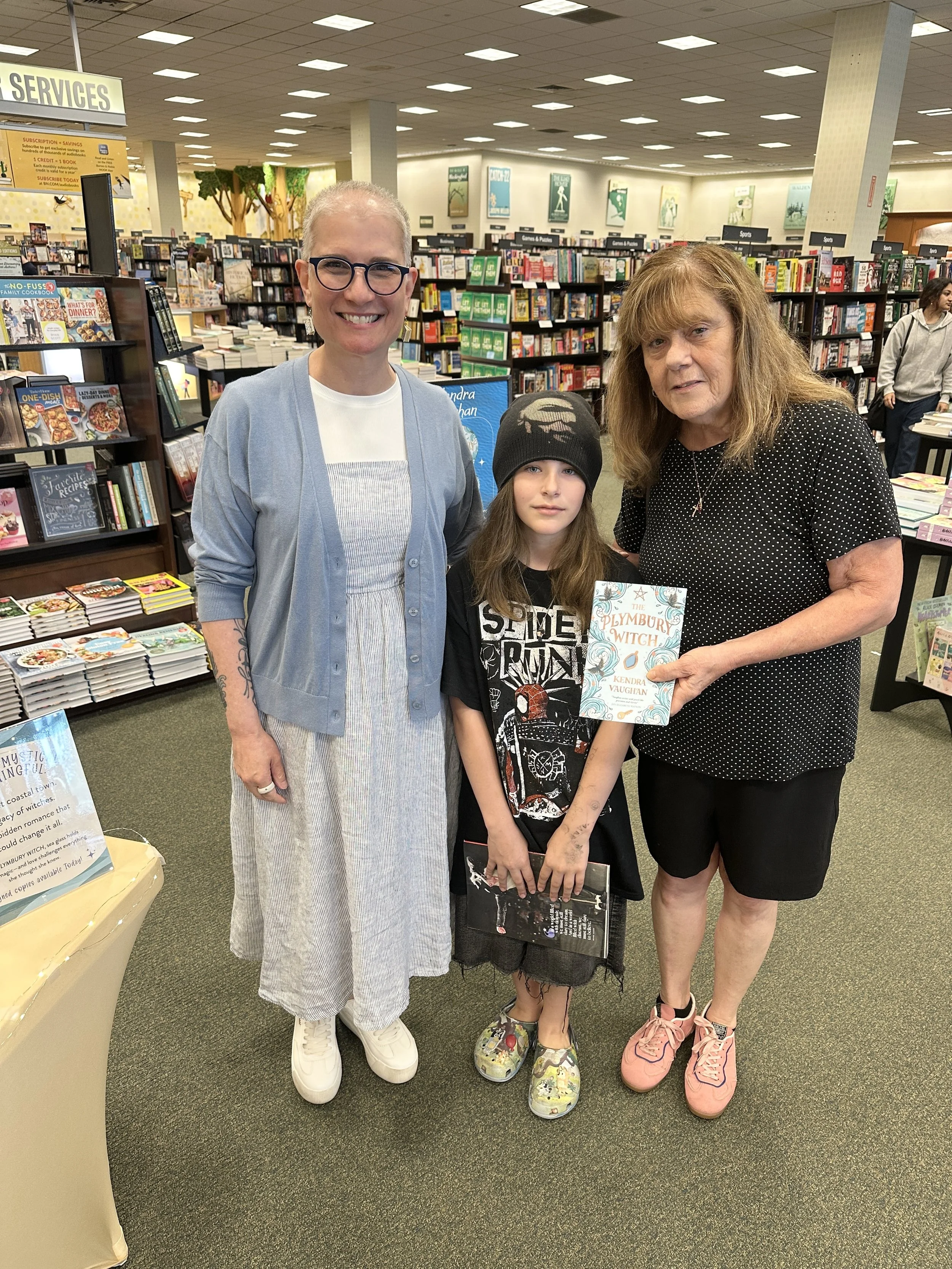 Kendra_vaughan_author_barnesandnoble_smithfieldRI_July2026_09.jpg