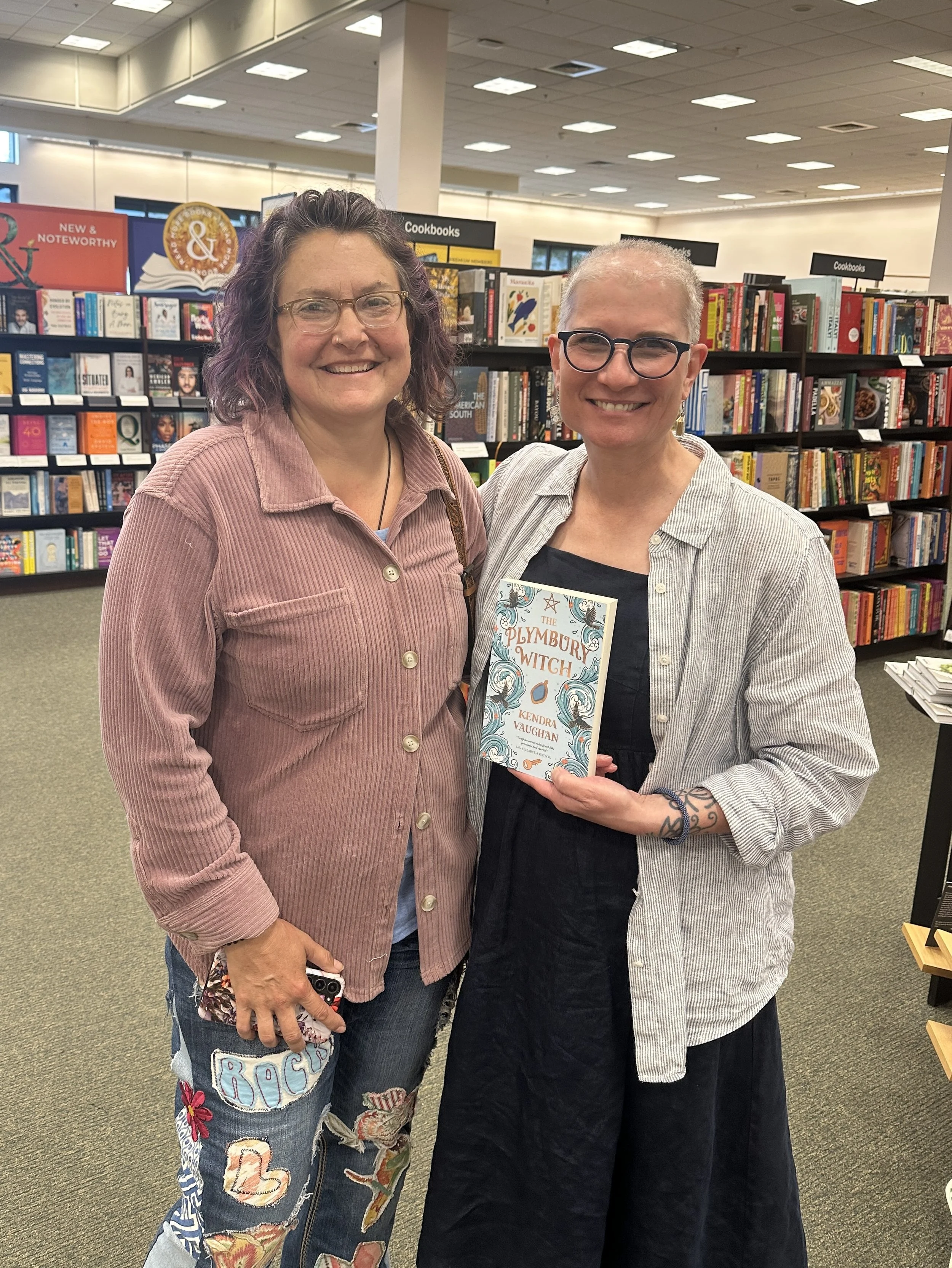 Kendra_vaughan_author_barnesandnoble_hingham_Sep2026_15.jpg
