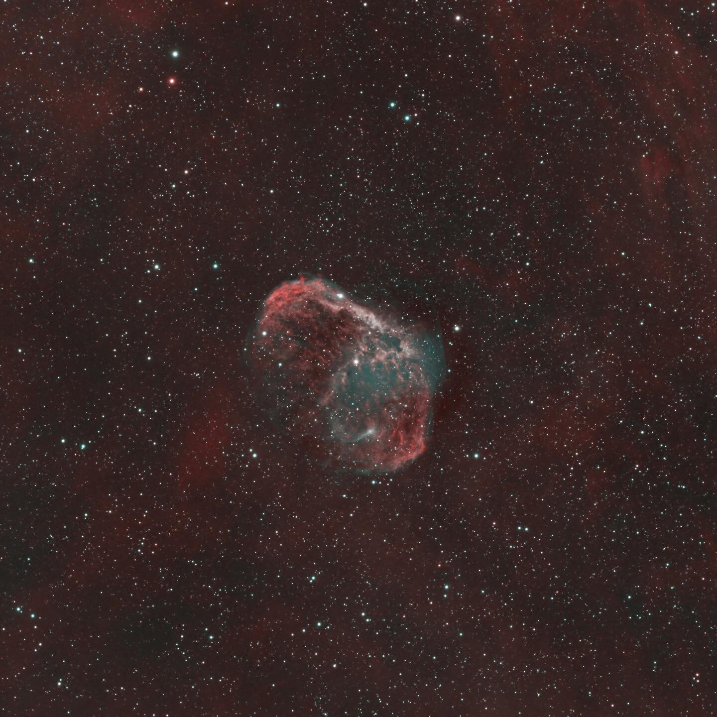 This is NGC 6888 known as &ldquo;The crescent nebula. #ngc6888  #crescentnebula #astrophotography #astrofotografia, #nightsky #nightskyphotography