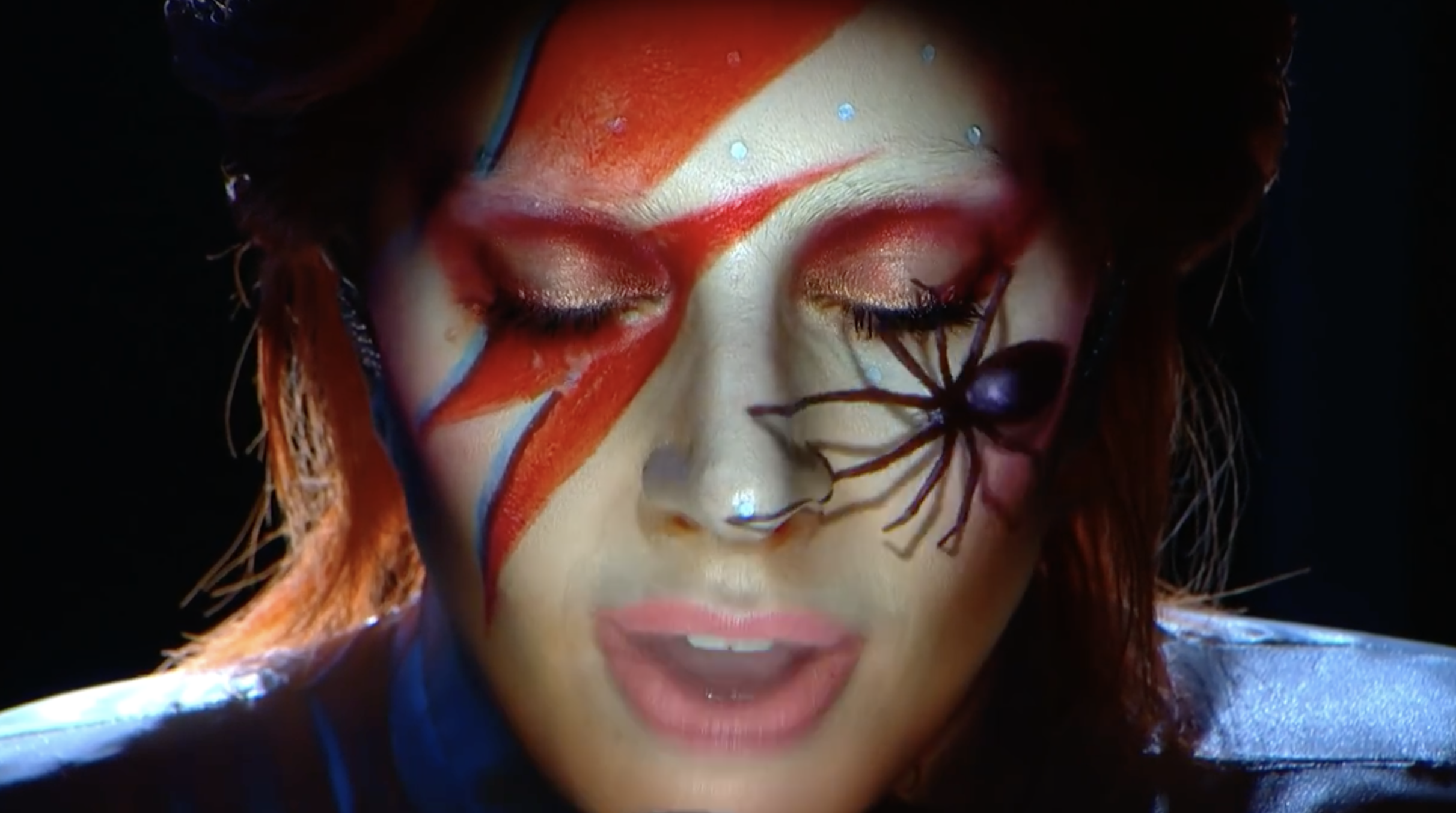 Lady Gag: David Bowie Grammy Tribute