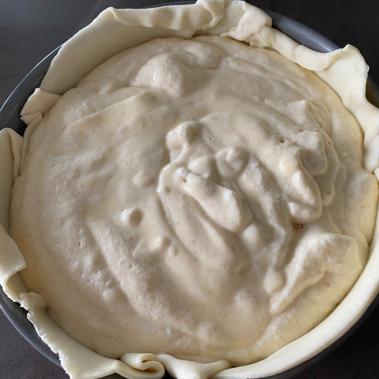 Osterzeit, Zeit f&uuml;r Musse, Zeit zum Backen 🥰

Frohe Ostern w&uuml;nsche ich euch!🐣🐥🐰💐
