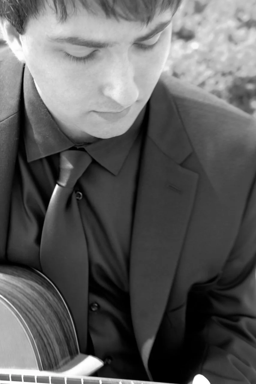 Biography — Mitchell Green, Classical Guitarist