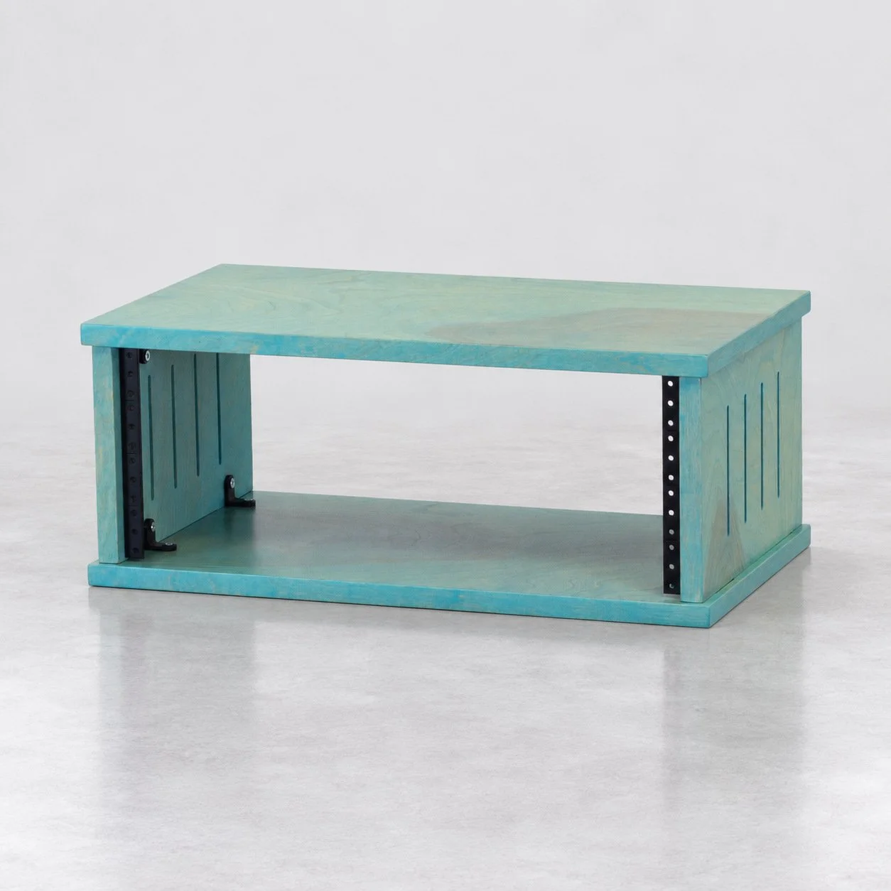 Single straight Vintage Aqua 4U wood studio rack with side vents — Gear Hive Traditional Racks