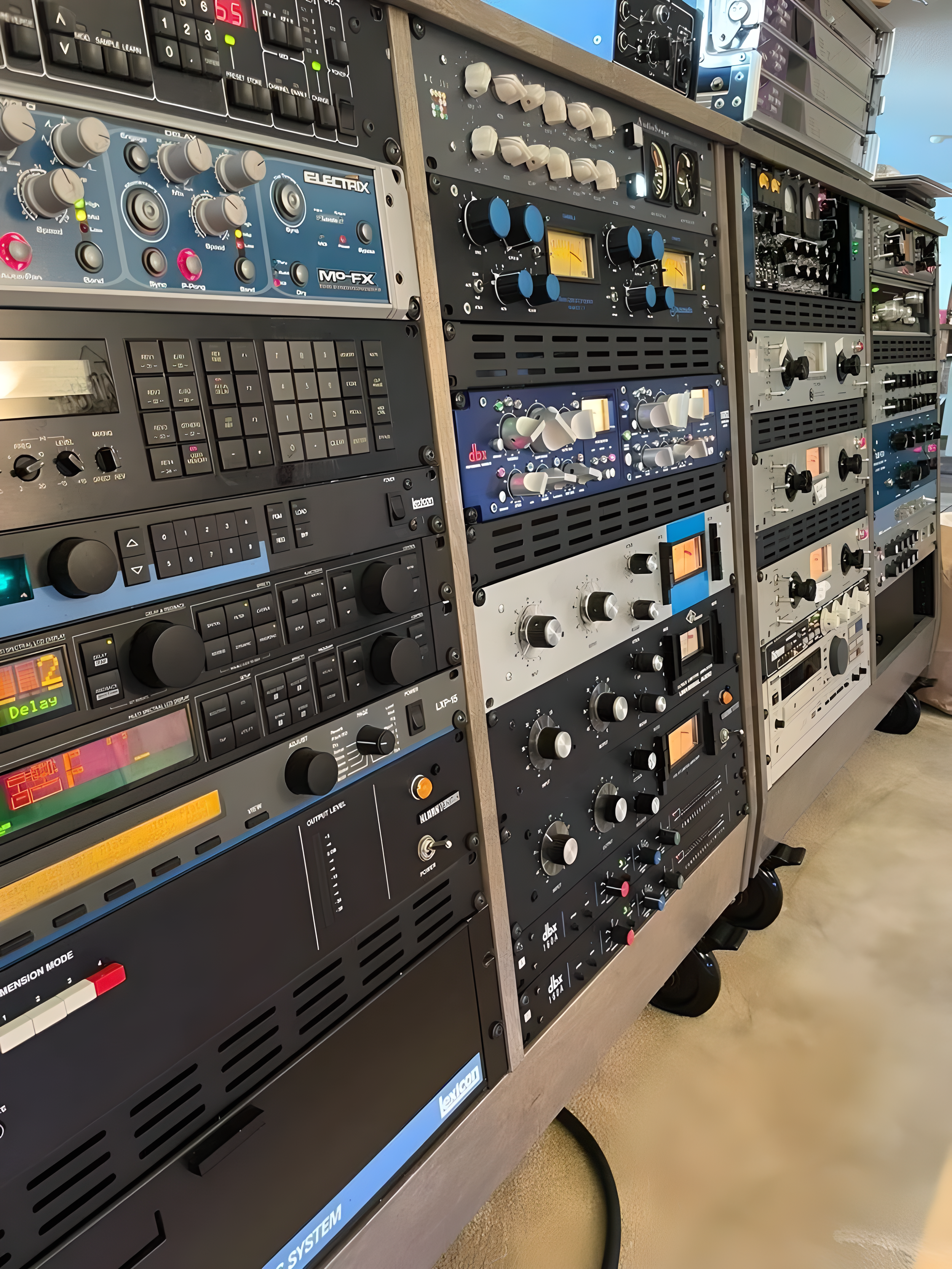 Traditional Studio Racks | Wood Straight & Slanted Racks — Gear Hive ...