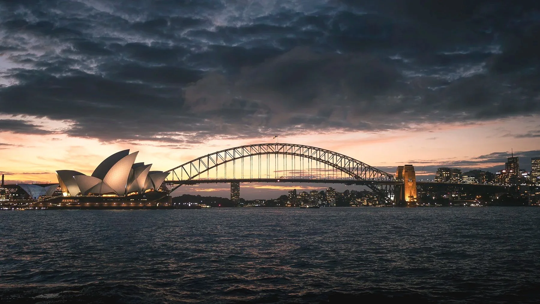Sydney Twilight (16x9)