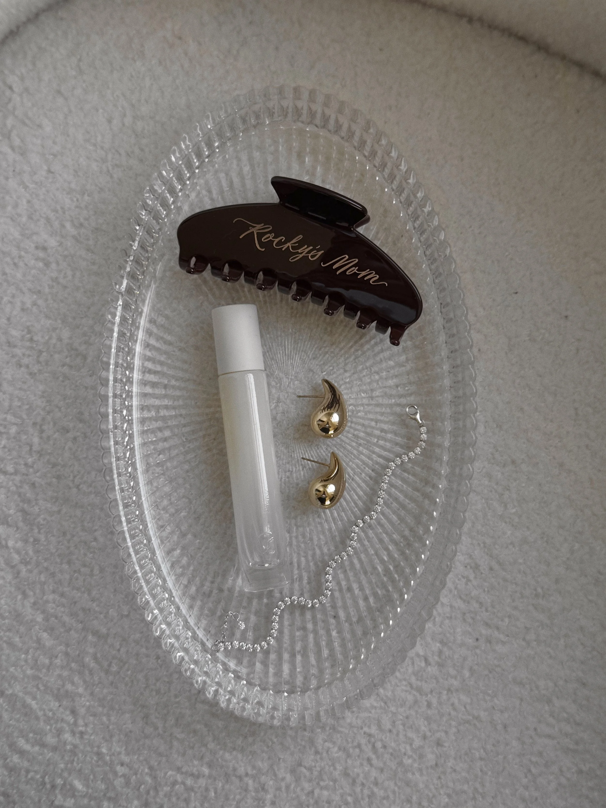 custom engraved claw clip.JPG