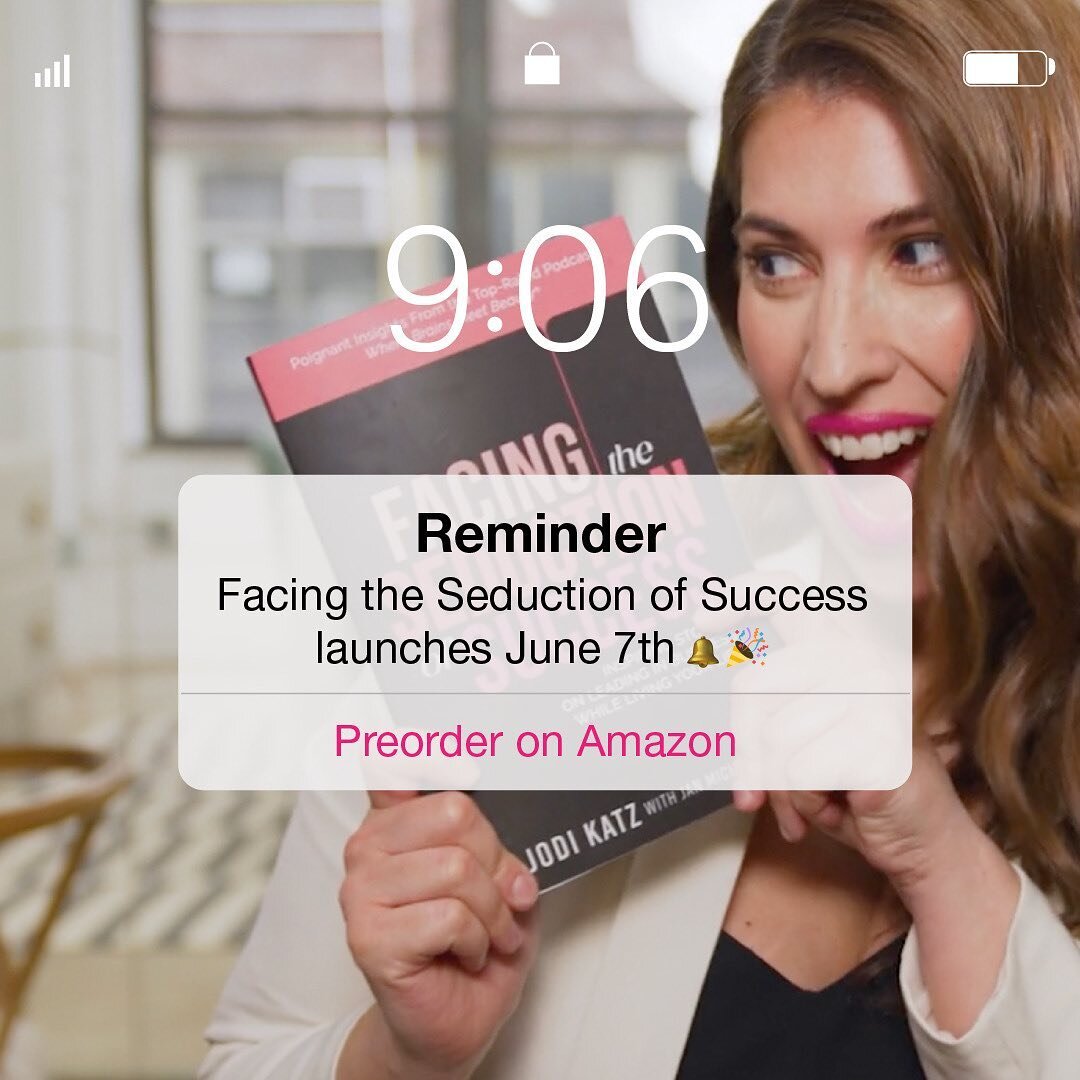 Have you preordered my book yet?

It&rsquo;s not too late. Launch day is June 7th, but you can preorder on Amazon at the link in my bio to secure your copy🙌📚✨💕
.
#wherebrainsmeetbeauty #seductionofsuccess #newbook #newauthor #leadership #beautyind