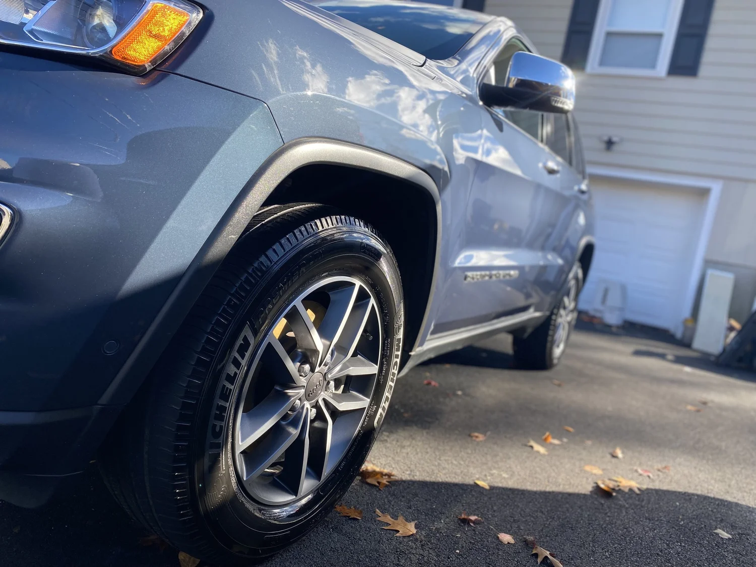 Mini Detail: Maintain that new car look with our basic car detailing ...