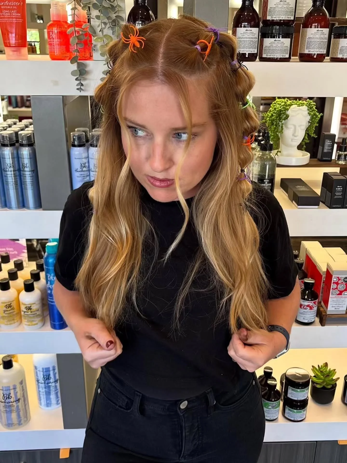 @skythestrawberry has been serving spooky looks on @donebydevon since last week! Check out her page for a little more Halloween inspiration! 🎃

&bull;
&bull;
&bull;
#yellowstrawberrysalonatlakewoodranch
#yslwr #lwrsalon #halloweenhair #lwr