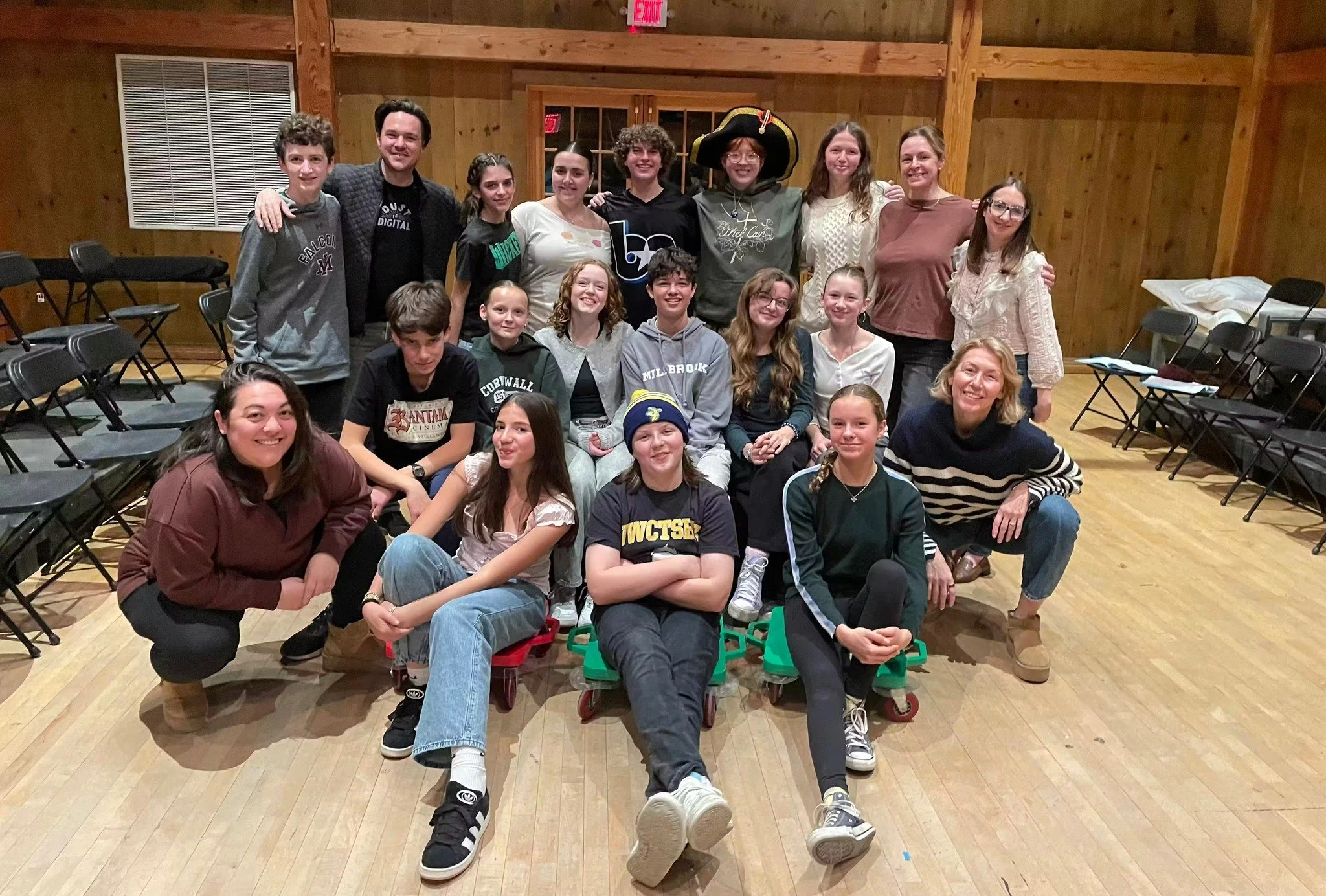 ❤️Love this picture of the Peter Pan cast &amp; crew from this Lakeville Journal article! 
https://lakevillejournal.com/the-sharon-playhouse-youthstage-to-present-original-adaptation-of-peter-pan