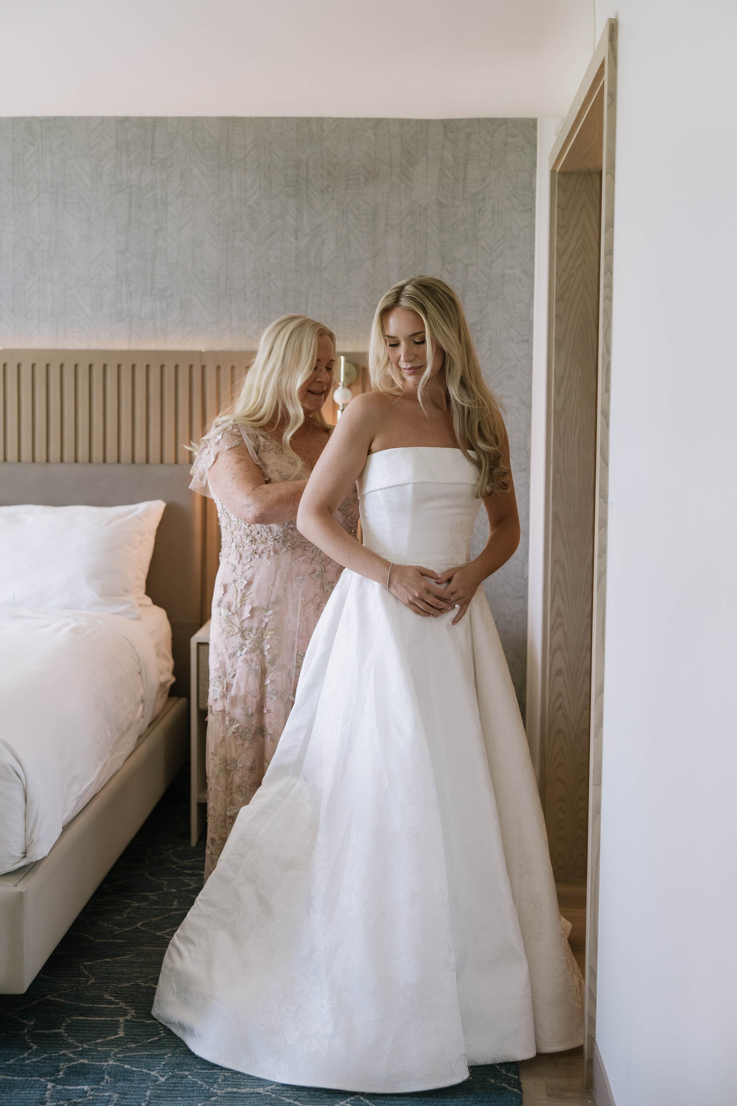 Katie&JRsWedding2-21-26-AlissaRosePhotography-10.jpg
