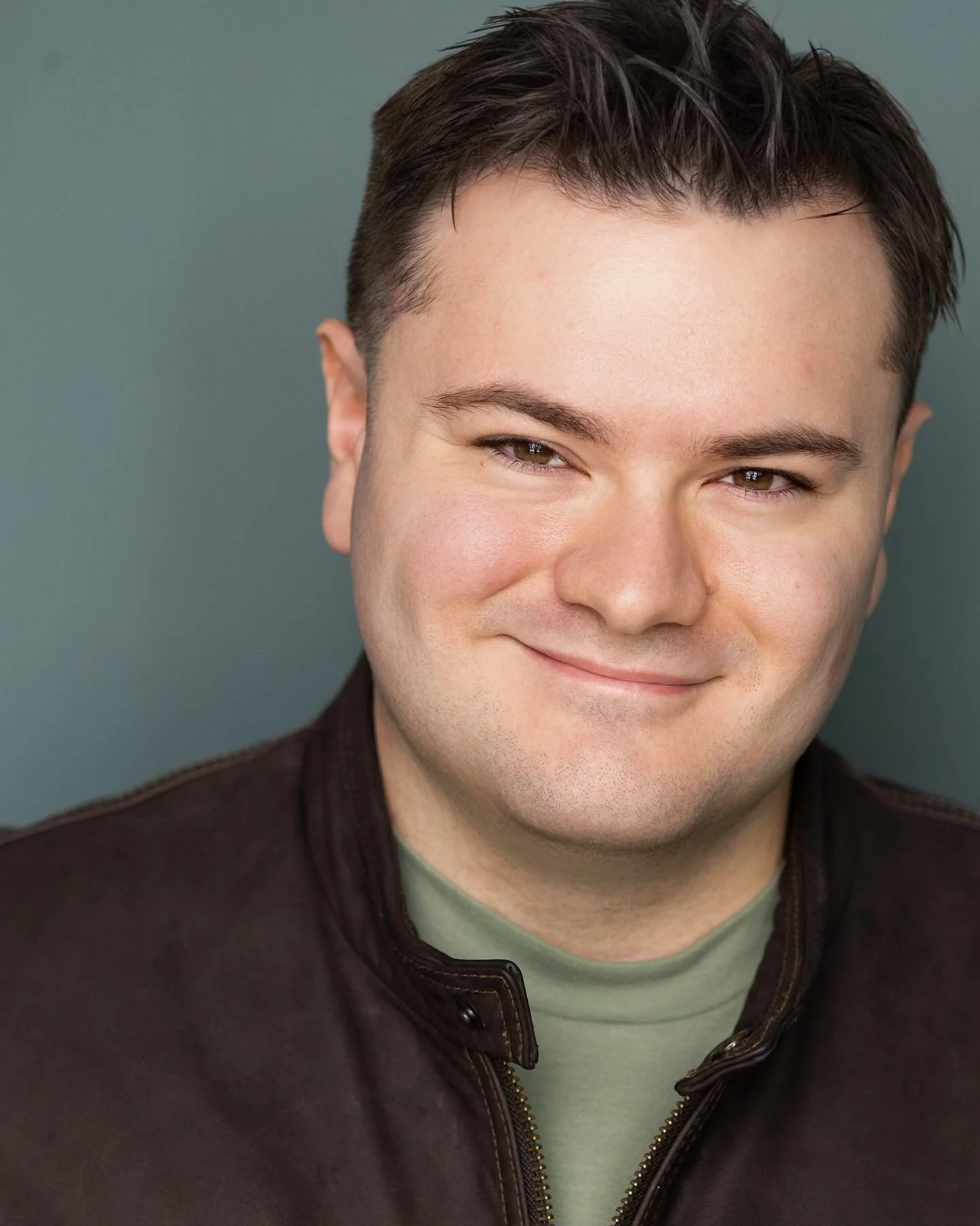 Actor headshots with Sam. He got stuck in traffic on the way and wanted to be clean shaven for his shots. Sooooo he shaved at red lights on the way to the studio. He was darling! Full of personality.  #cleanshaven #actorheadshots #twincitiesactor