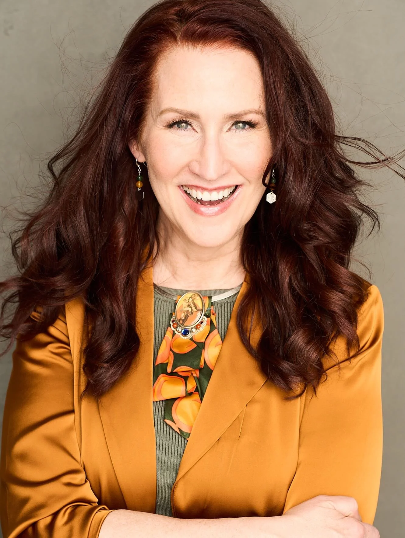 2025. 🩵🩵🩵 25th anniversary.  My biggest and best year yet and it is thanks to all of you who have entrusted me with your headshots and branding.  A special thank you to my assistant @emerald_msp_photography and my editor @amywurdock and my family 