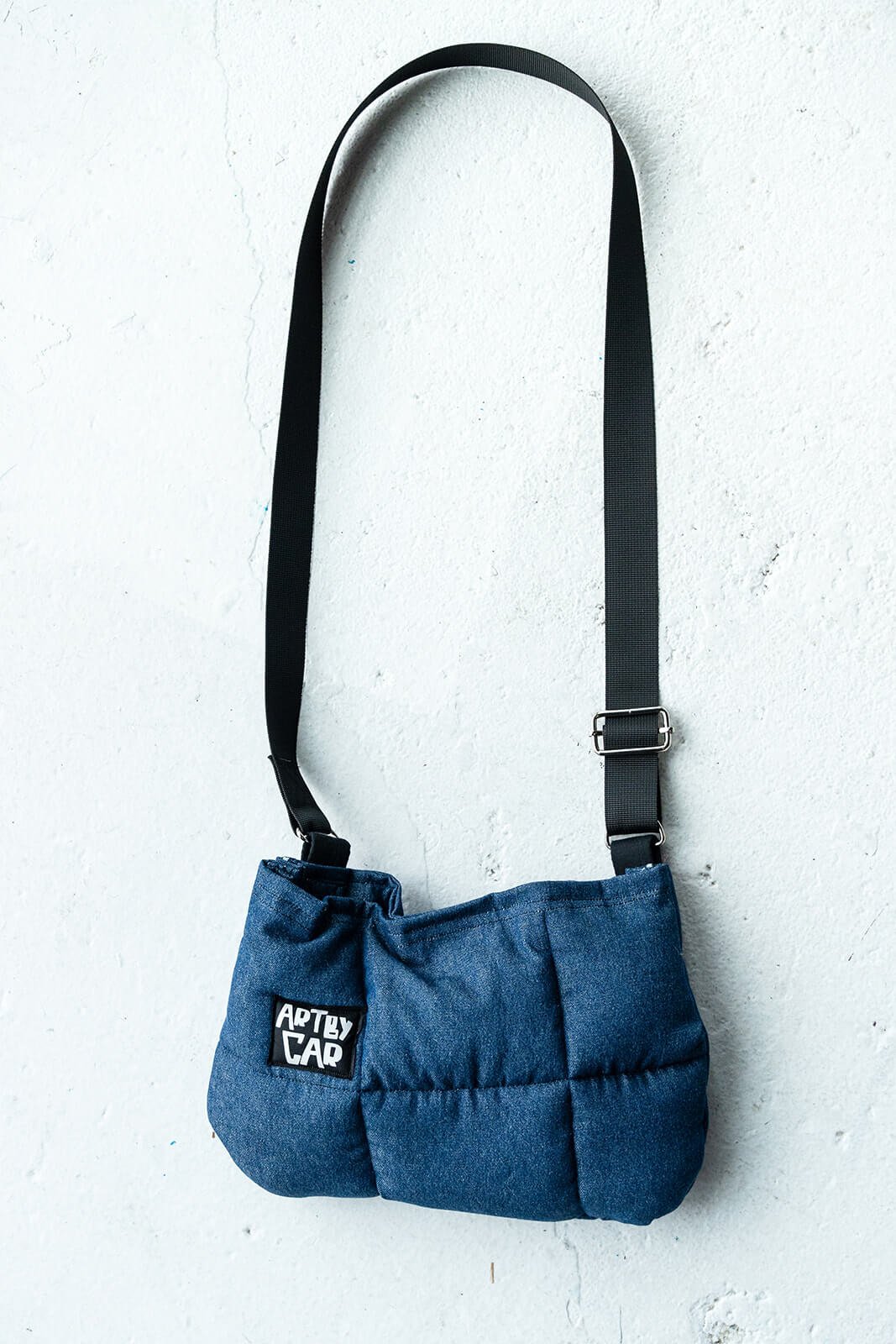ARTBYCAR_MediumWashedDenim_Small.jpg