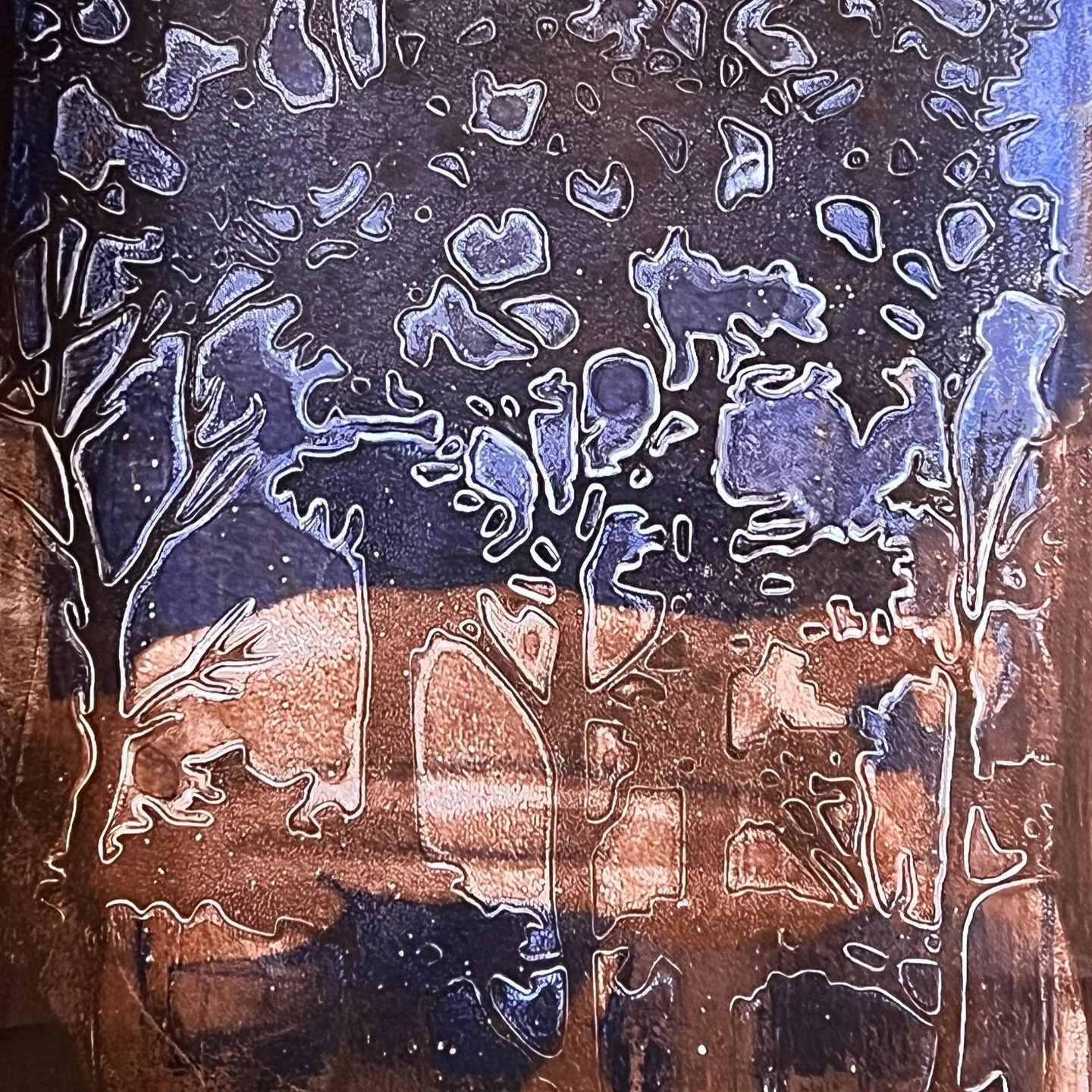 A couple of weeks ago, at art school, we explored gel printing. I’m not a stranger to it. I’ve got a store-bought Gelli plate and have played around with it a fair bit. I’ve toyed around with transfers and layering, but never really