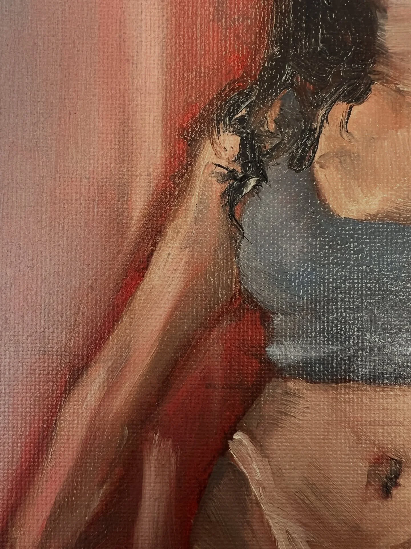 A close up of a little 8&rdquo;x8&rdquo; oil study I did yesterday. My faces need way more practice, so I&rsquo;m not showing that 😅, but I&rsquo;m loving how this long hair and belly button turned out.
