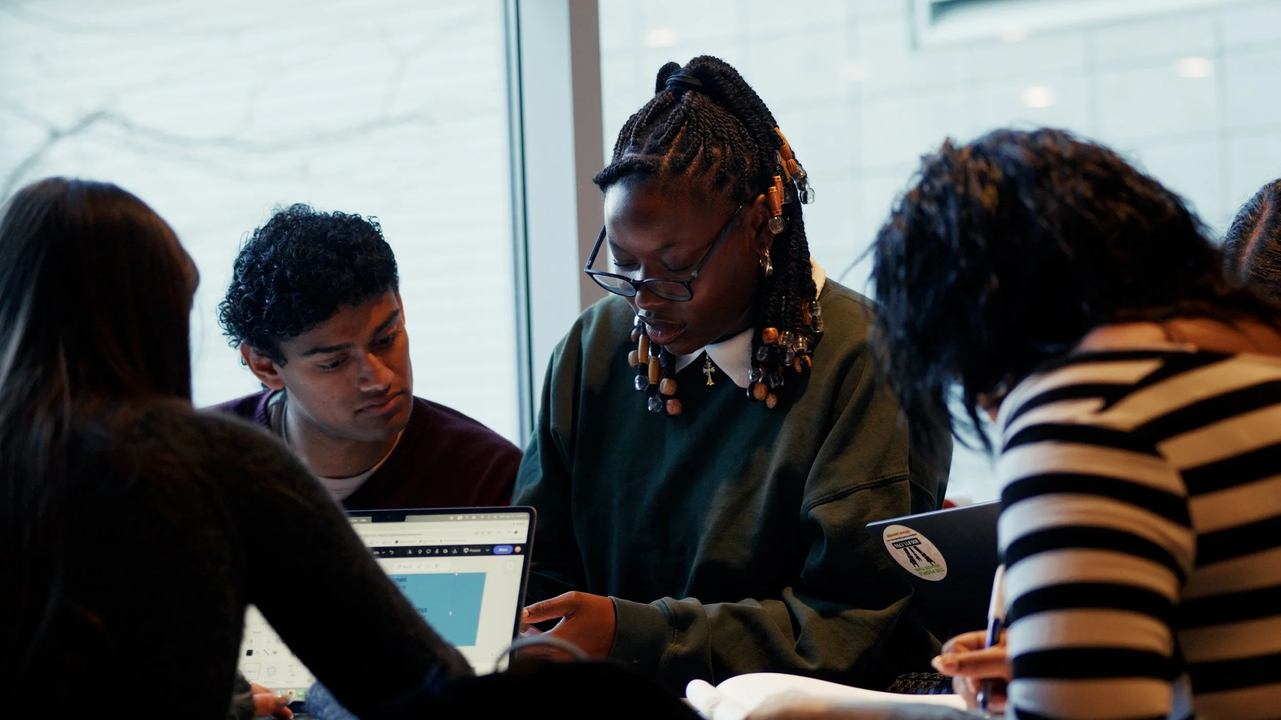 C_CAM_1476.00_00_36_56.Still001 (1).jpg