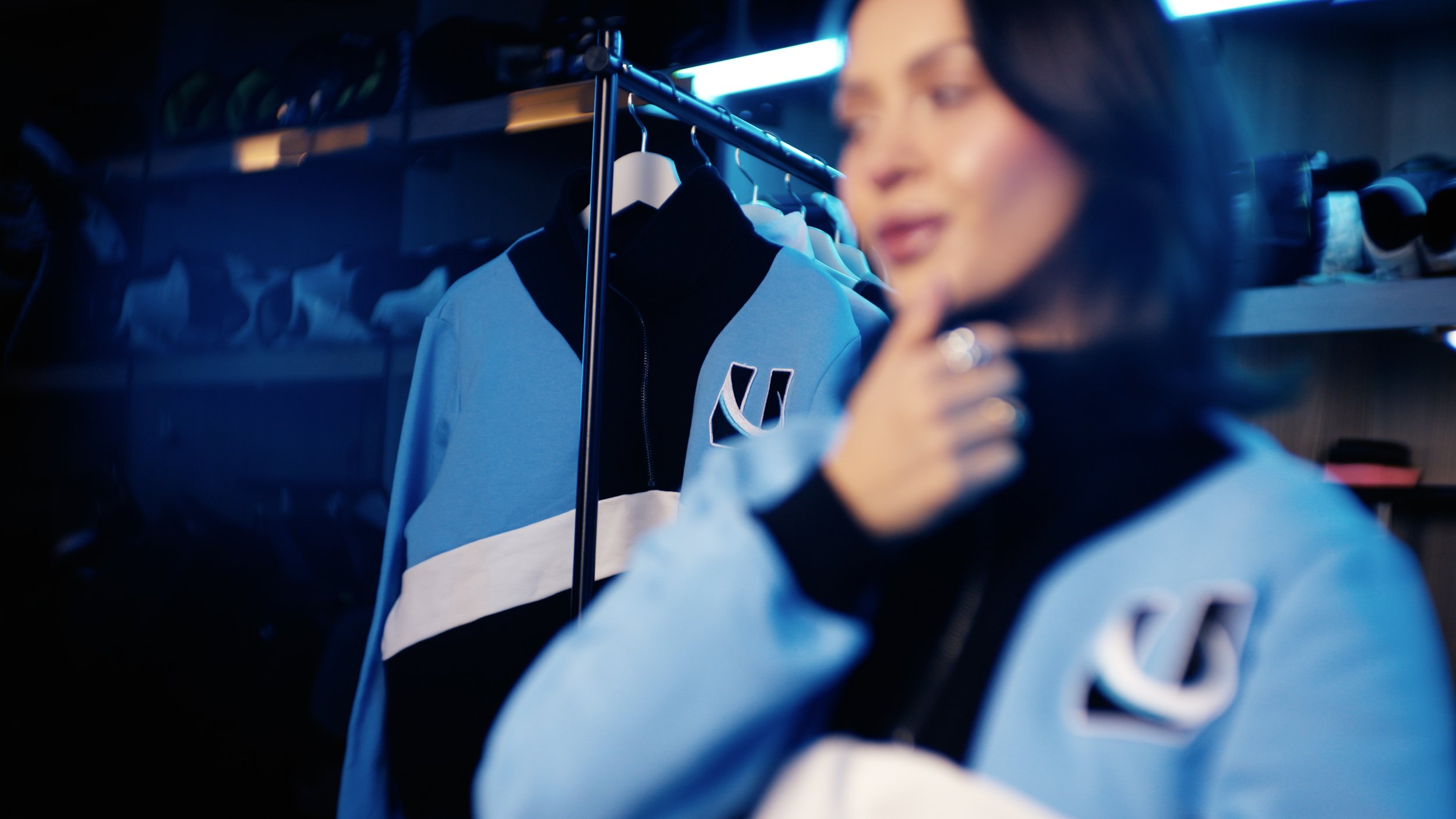 0437_UM_B-0024.00_00_06_01.Still010 (1).jpg