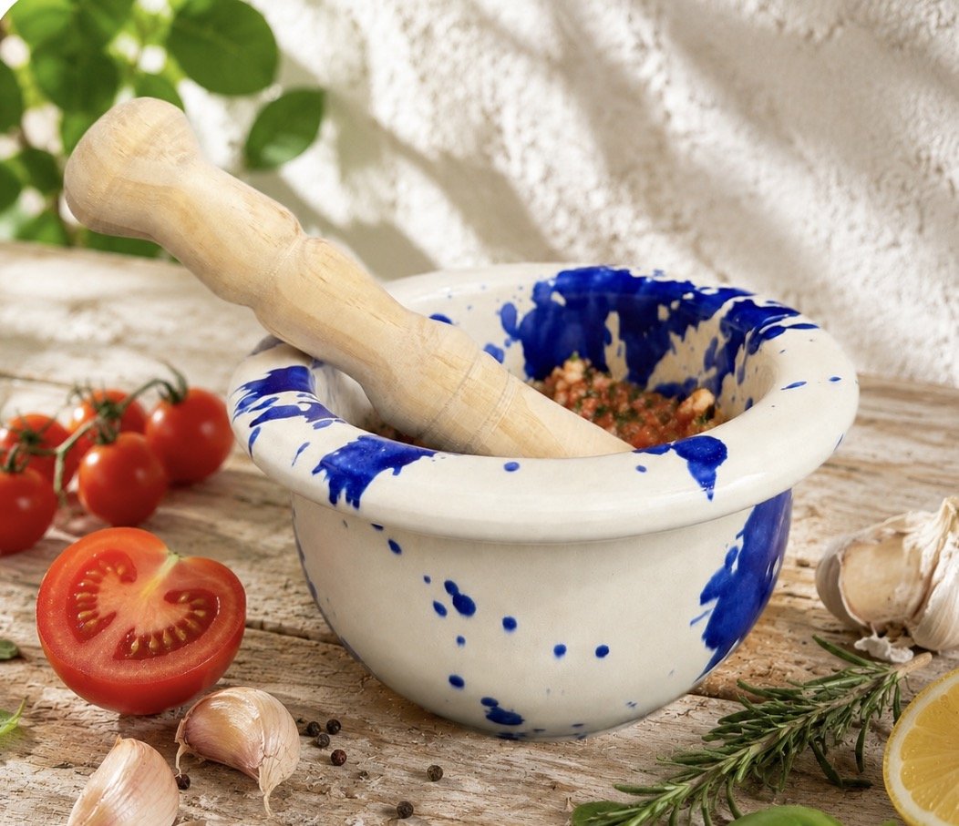 Hand-Painted Spanish Ceramic Pestle & Mortar – Blue Splatter