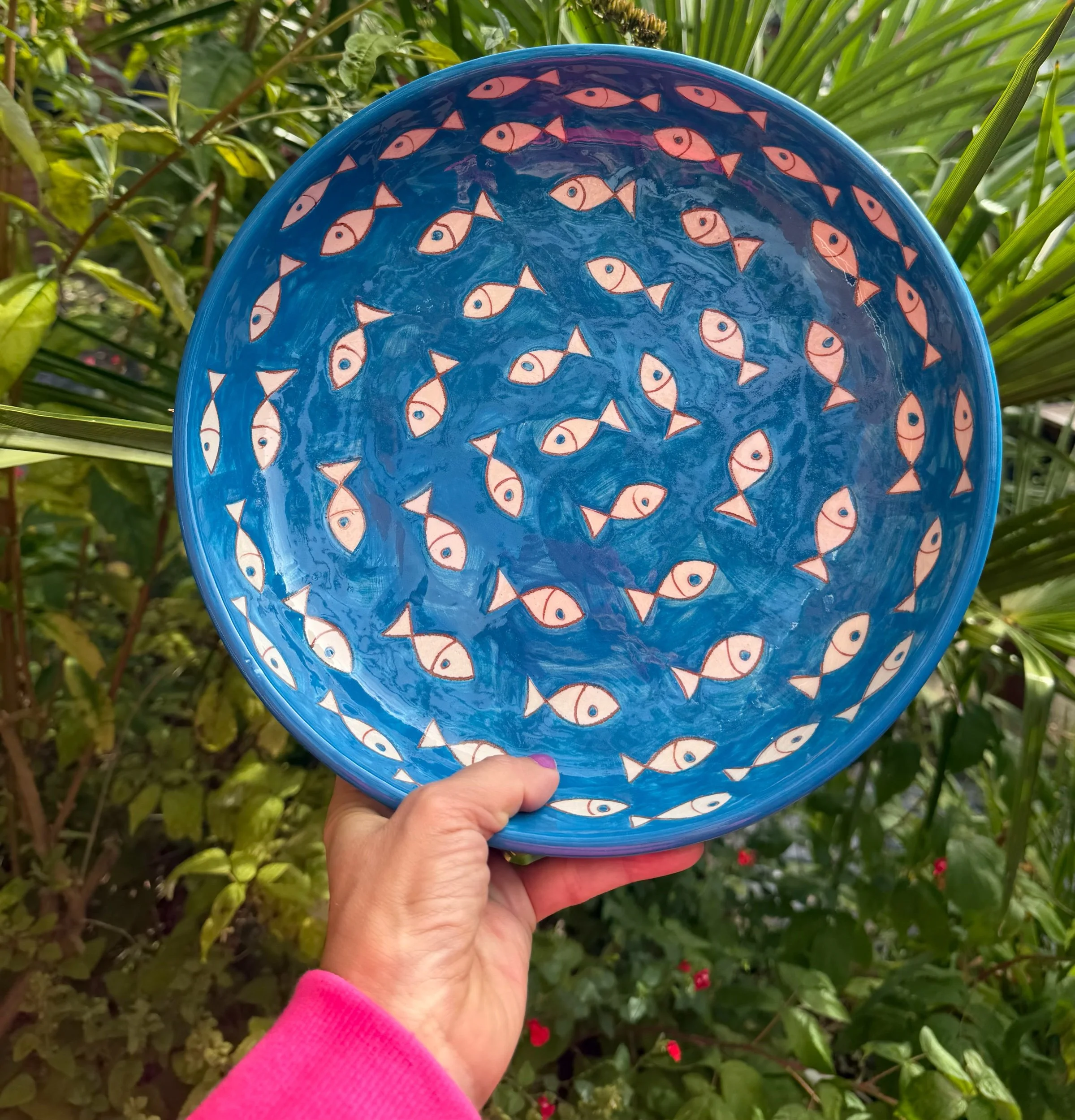 Hand-Painted Spanish Fish Serving Bowl – 27cm