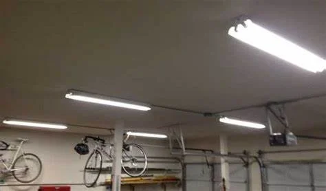 garage led lights.jpg